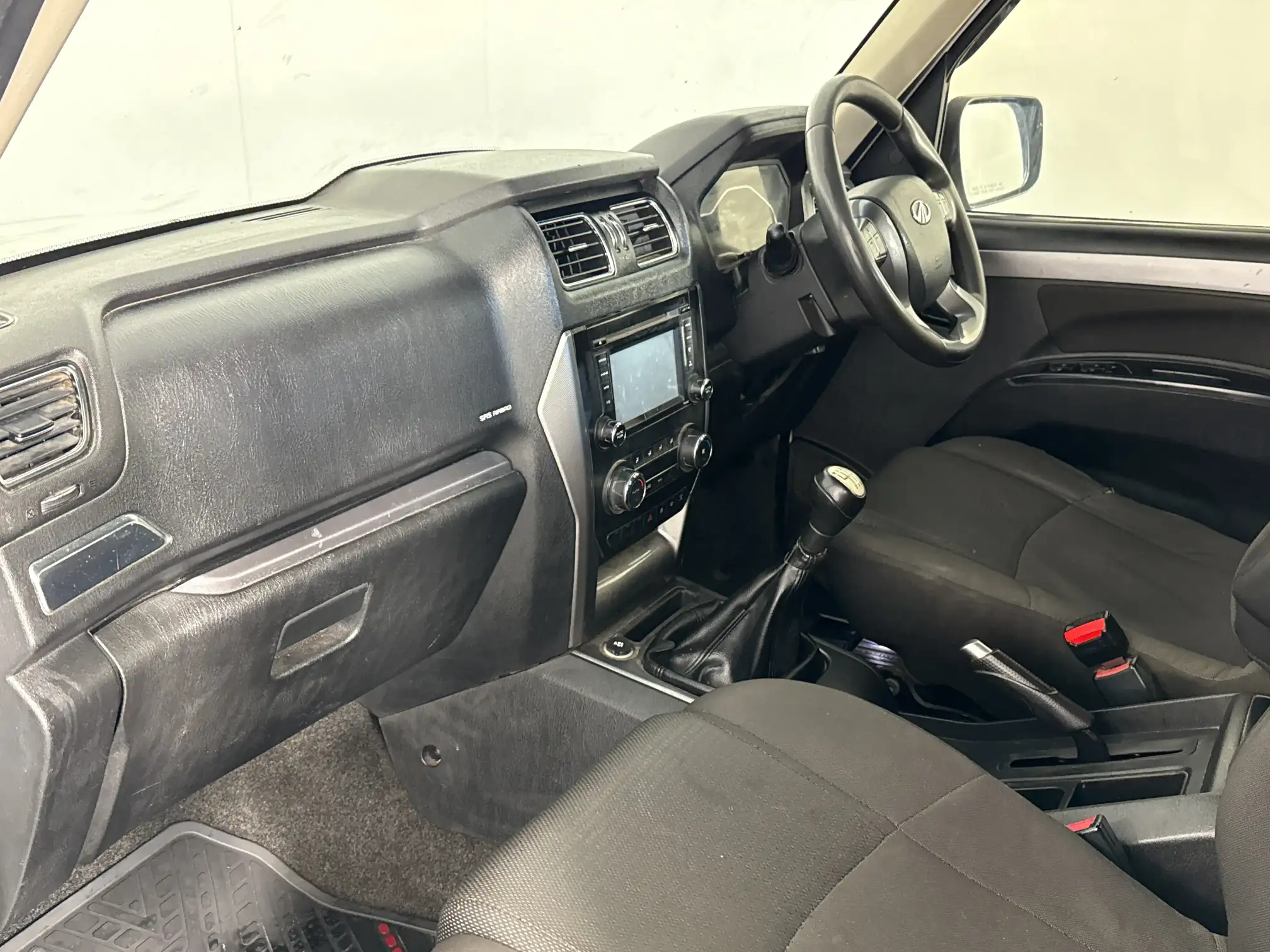 Mahindra PIK UP