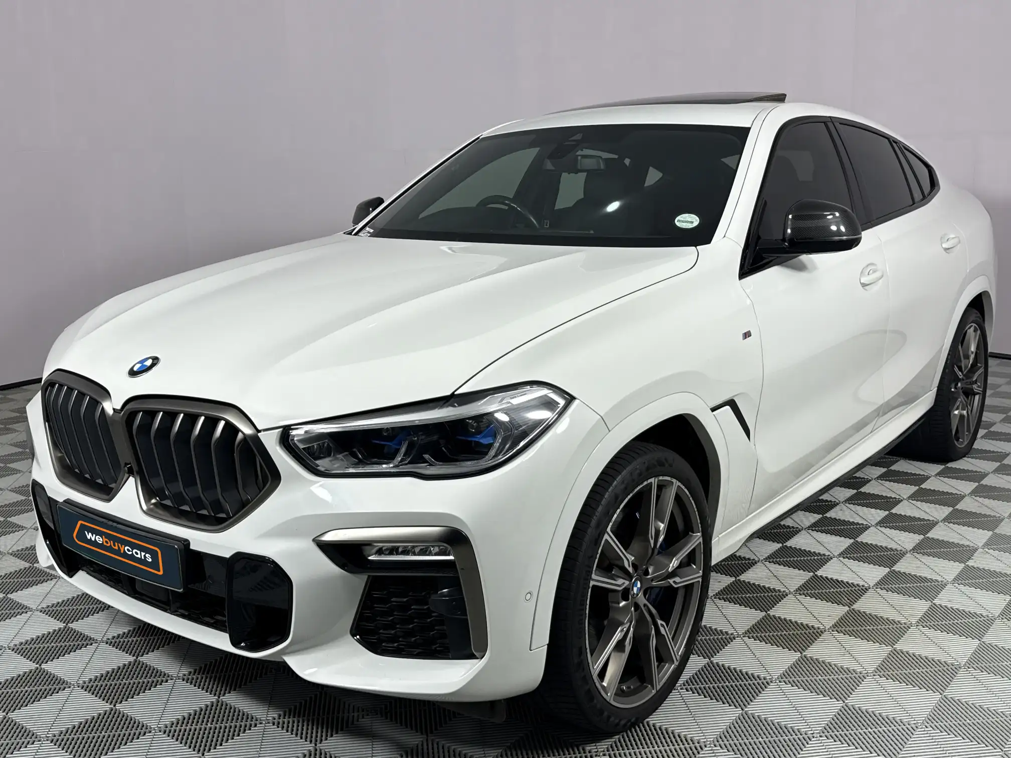2021 BMW X6