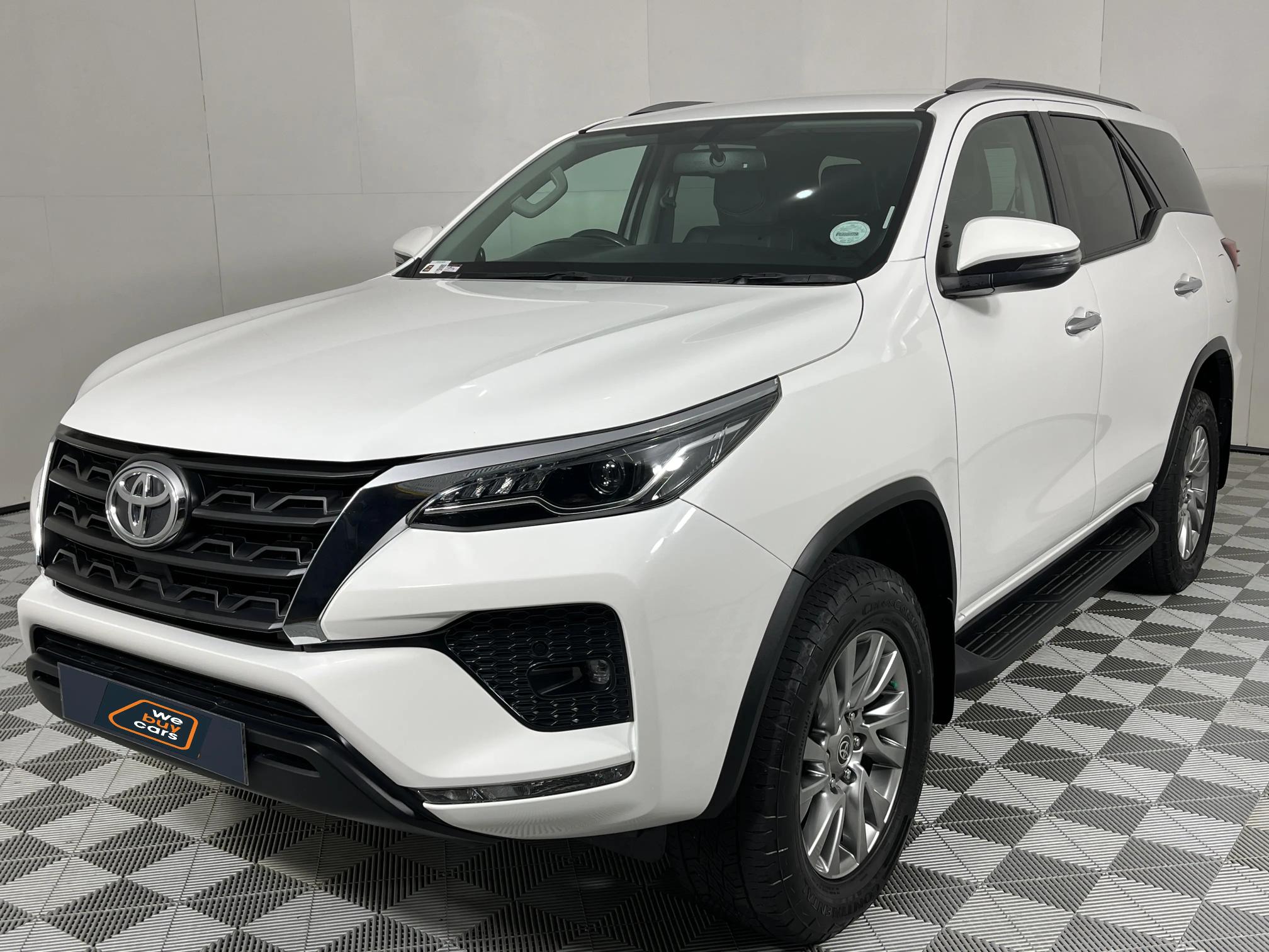 Toyota Fortuner V 2.8 GD-6 Raised Body Auto