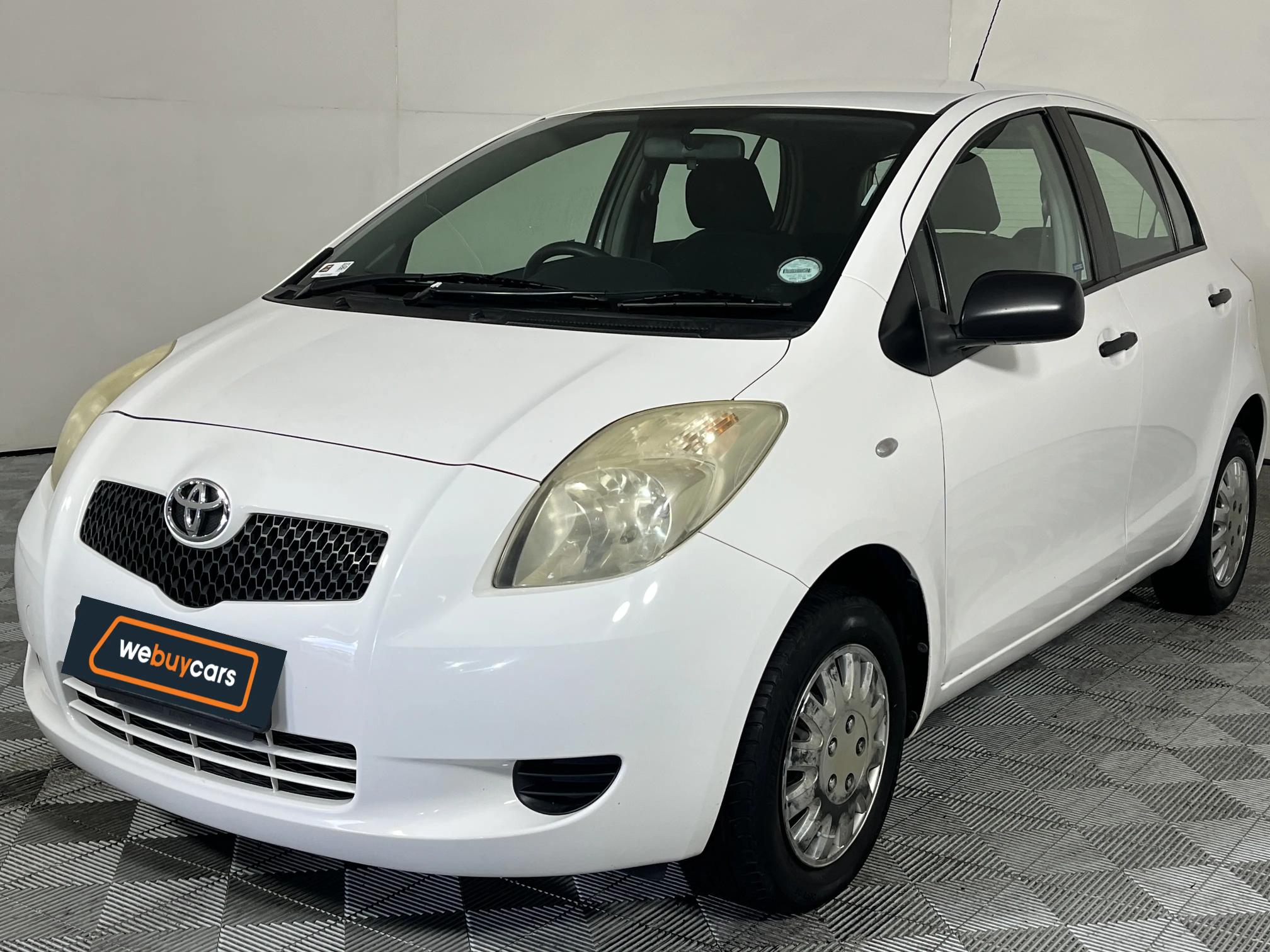Toyota Yaris T1 5 Door A/C