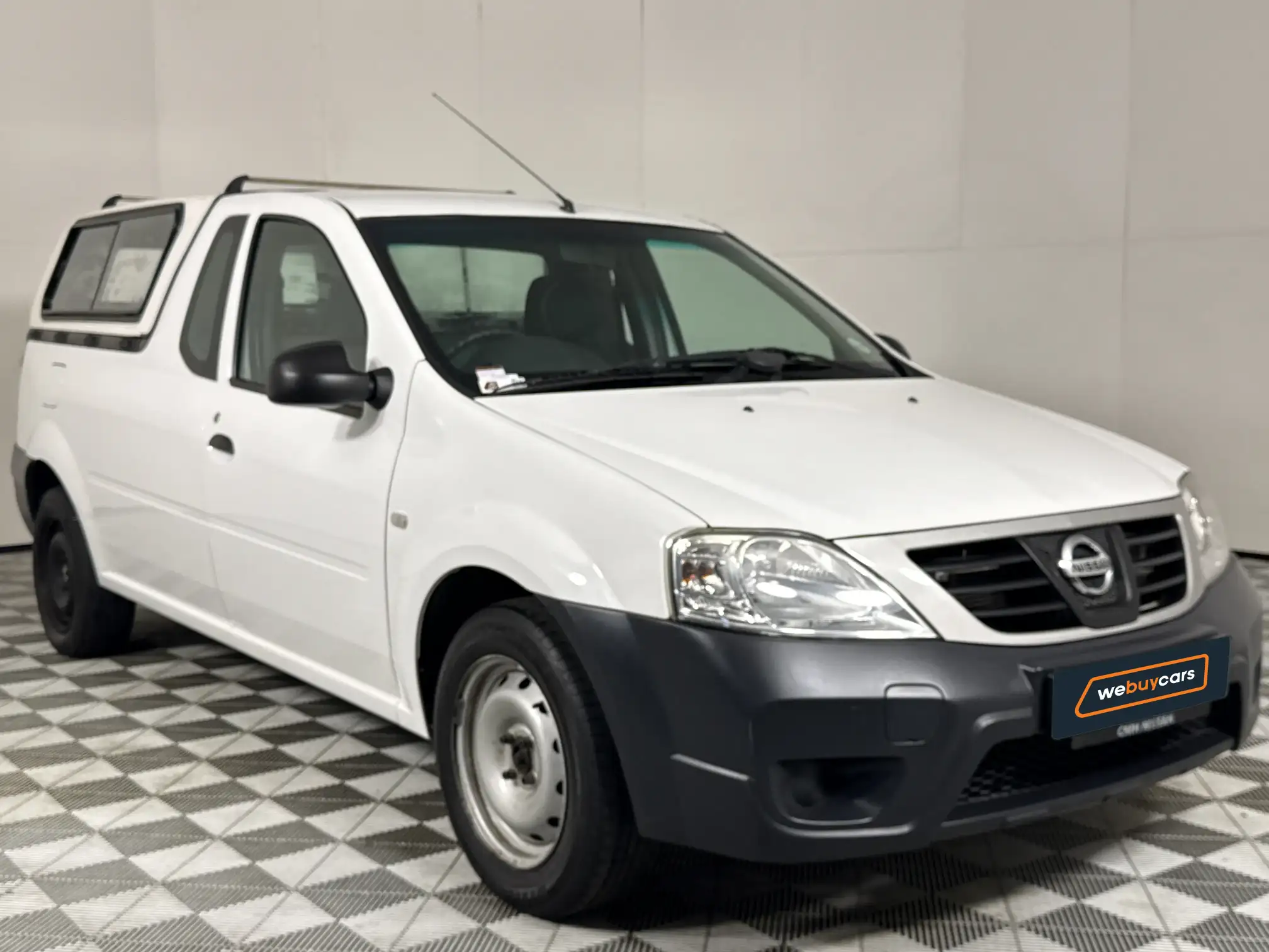 Nissan NP200