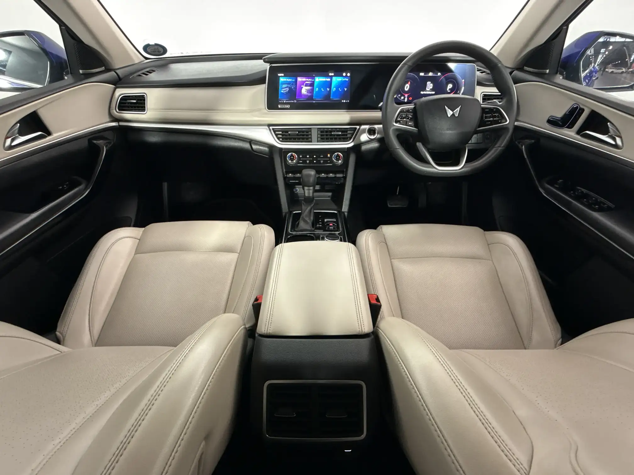 Mahindra XUV 700