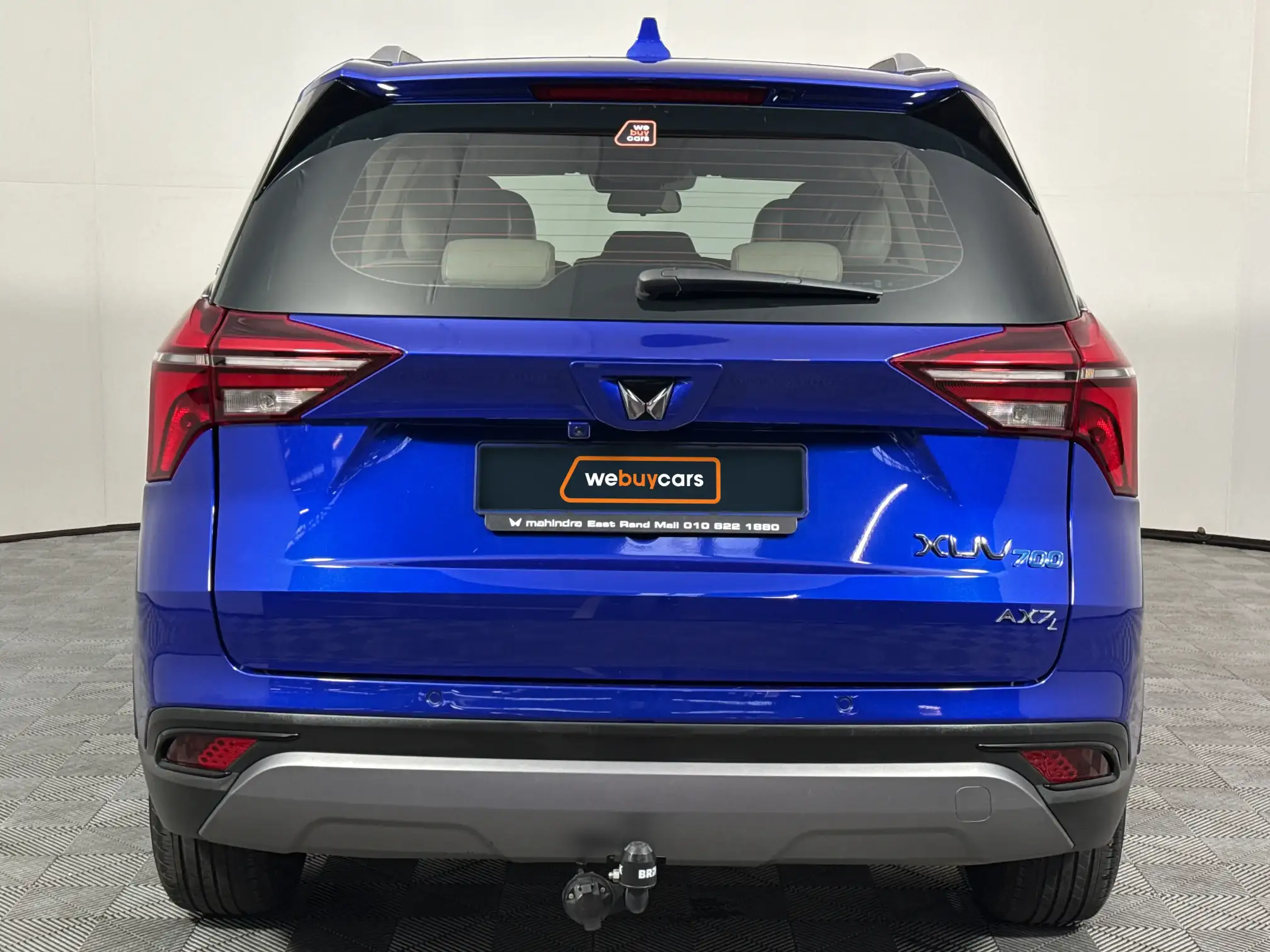 Mahindra XUV 700
