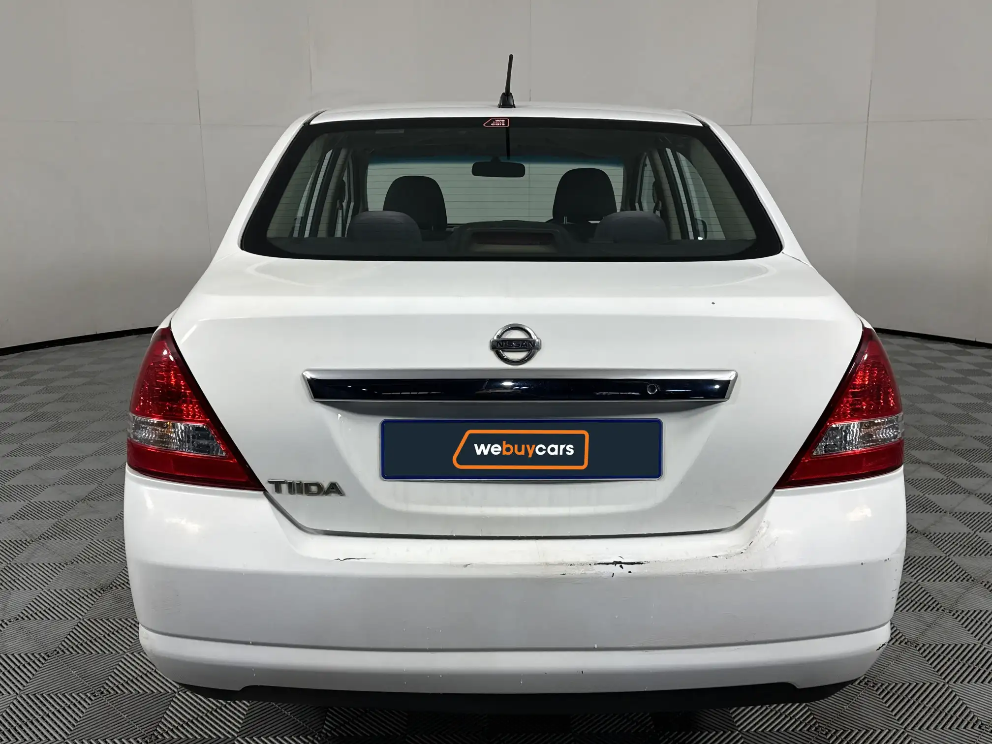 Nissan Tiida