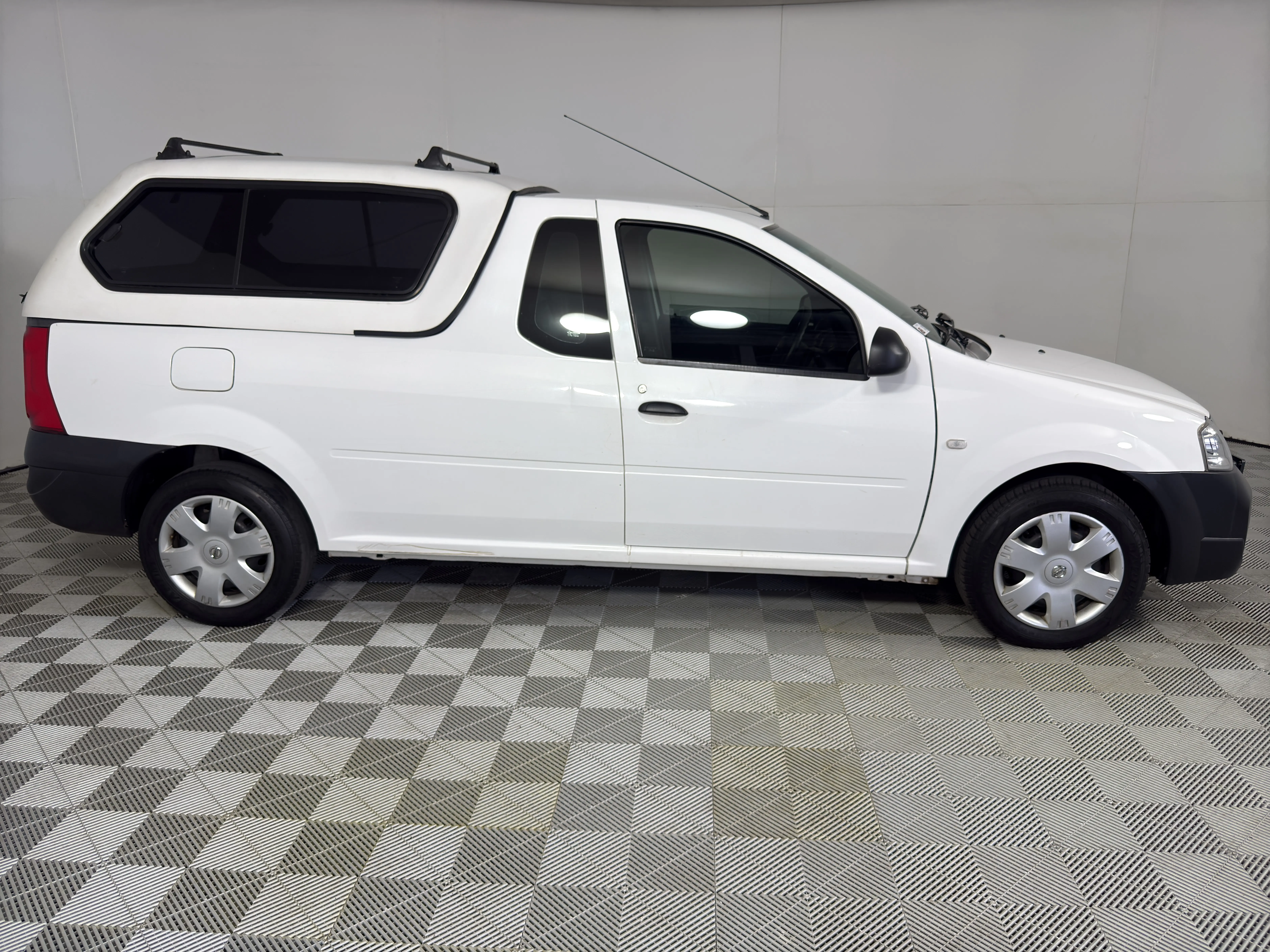 2021 Nissan NP200 1.6 A/C Safety Pack Pick Up Single Cab, photo 4