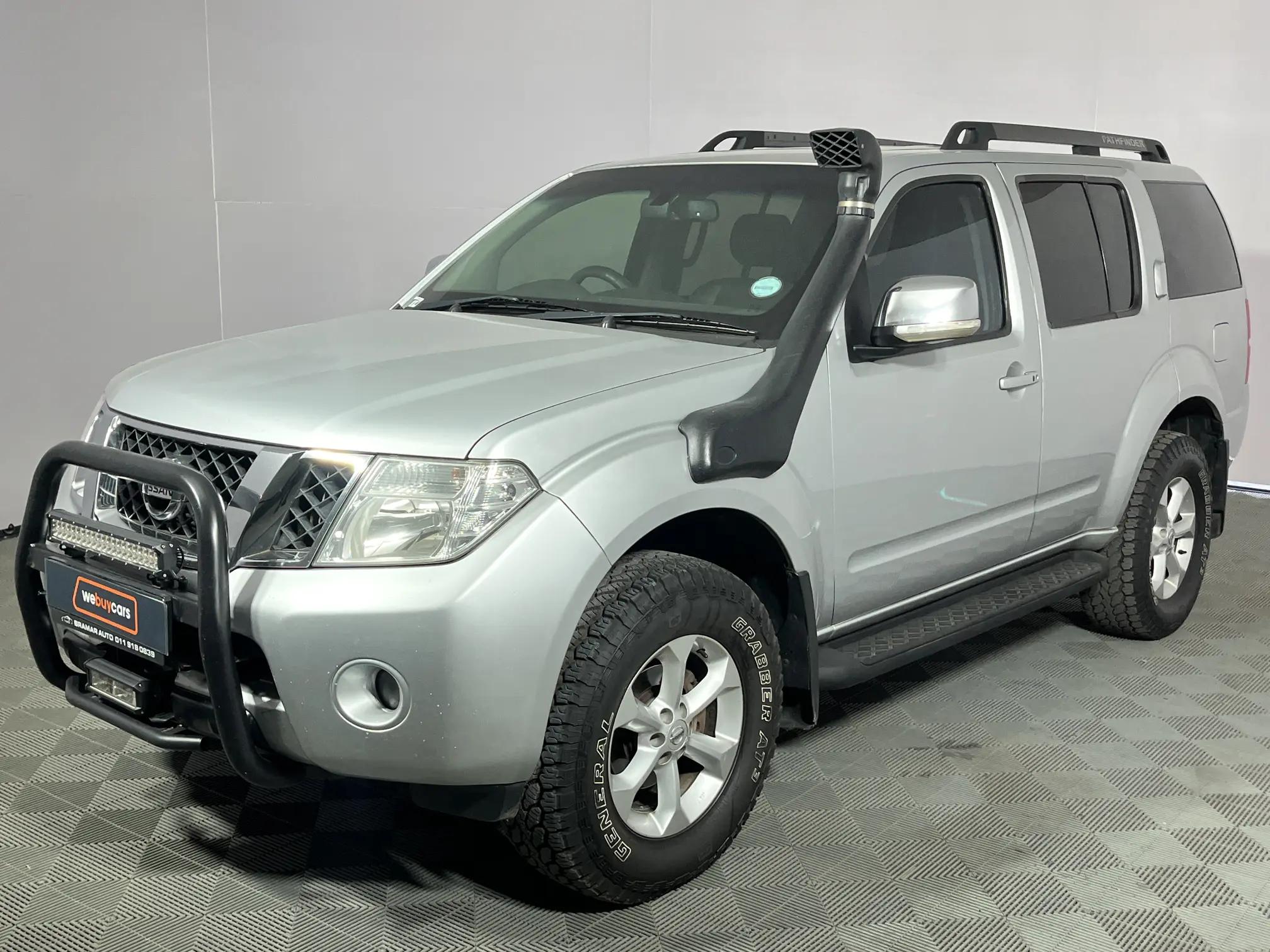 Nissan Pathfinder 2.5 dCi Auto LE