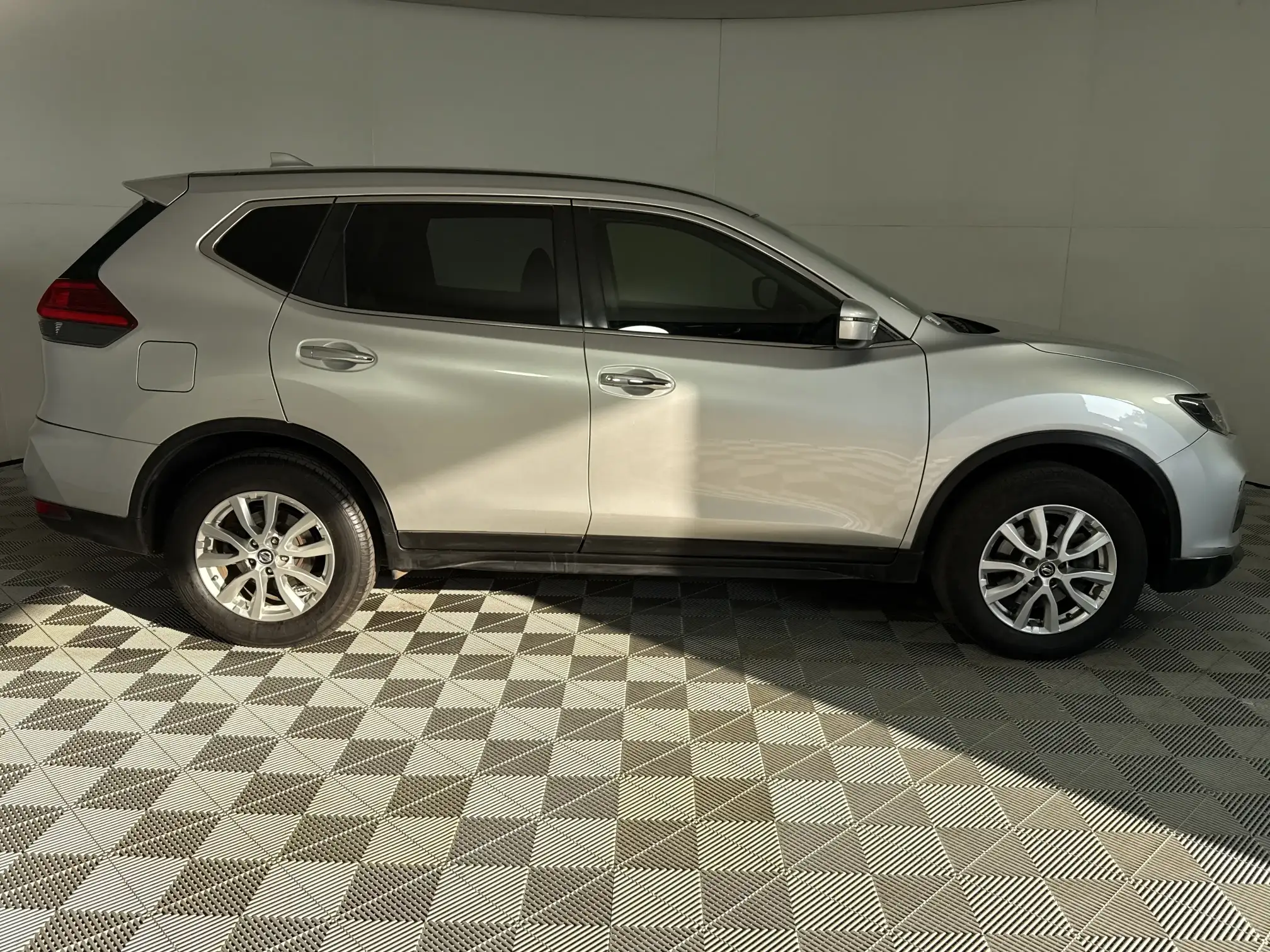 Nissan X Trail