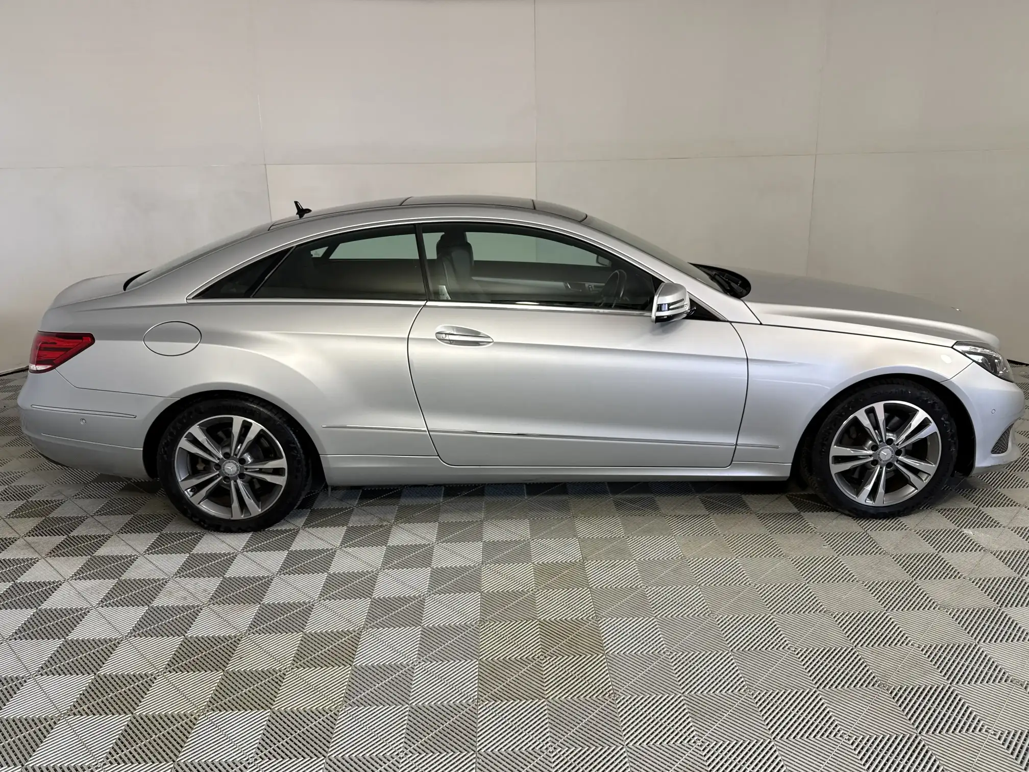 Mercedes-Benz E Class Coupe