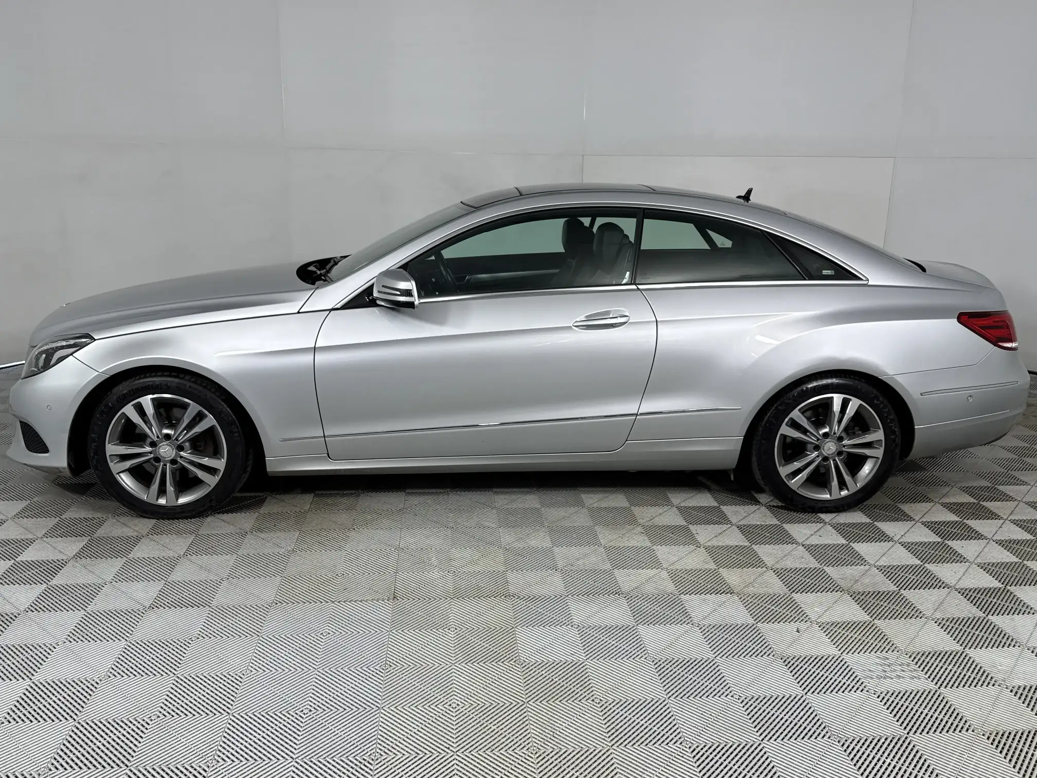 Mercedes-Benz E Class Coupe
