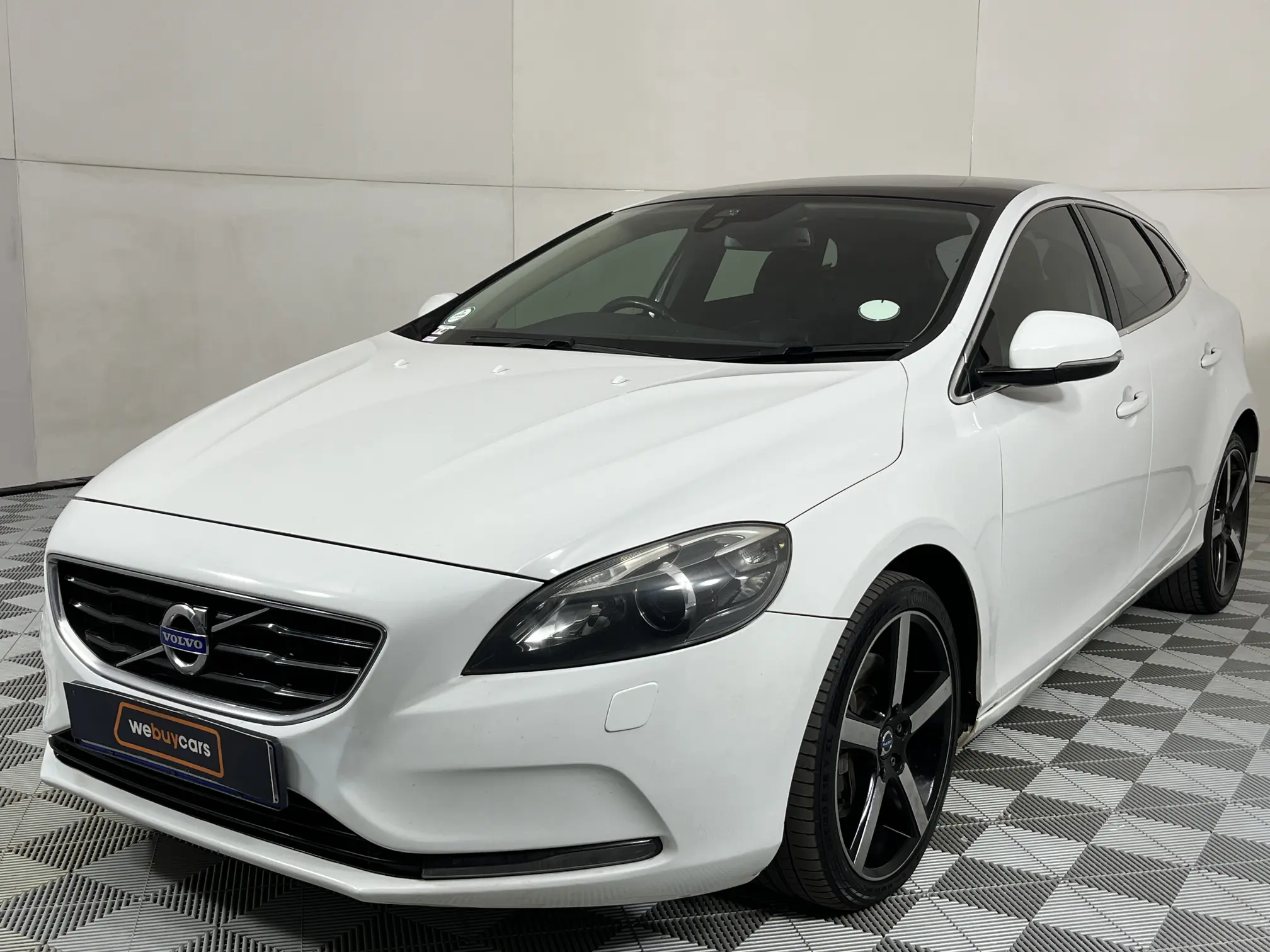 2013 Volvo V40 T5 Elite Geartronic