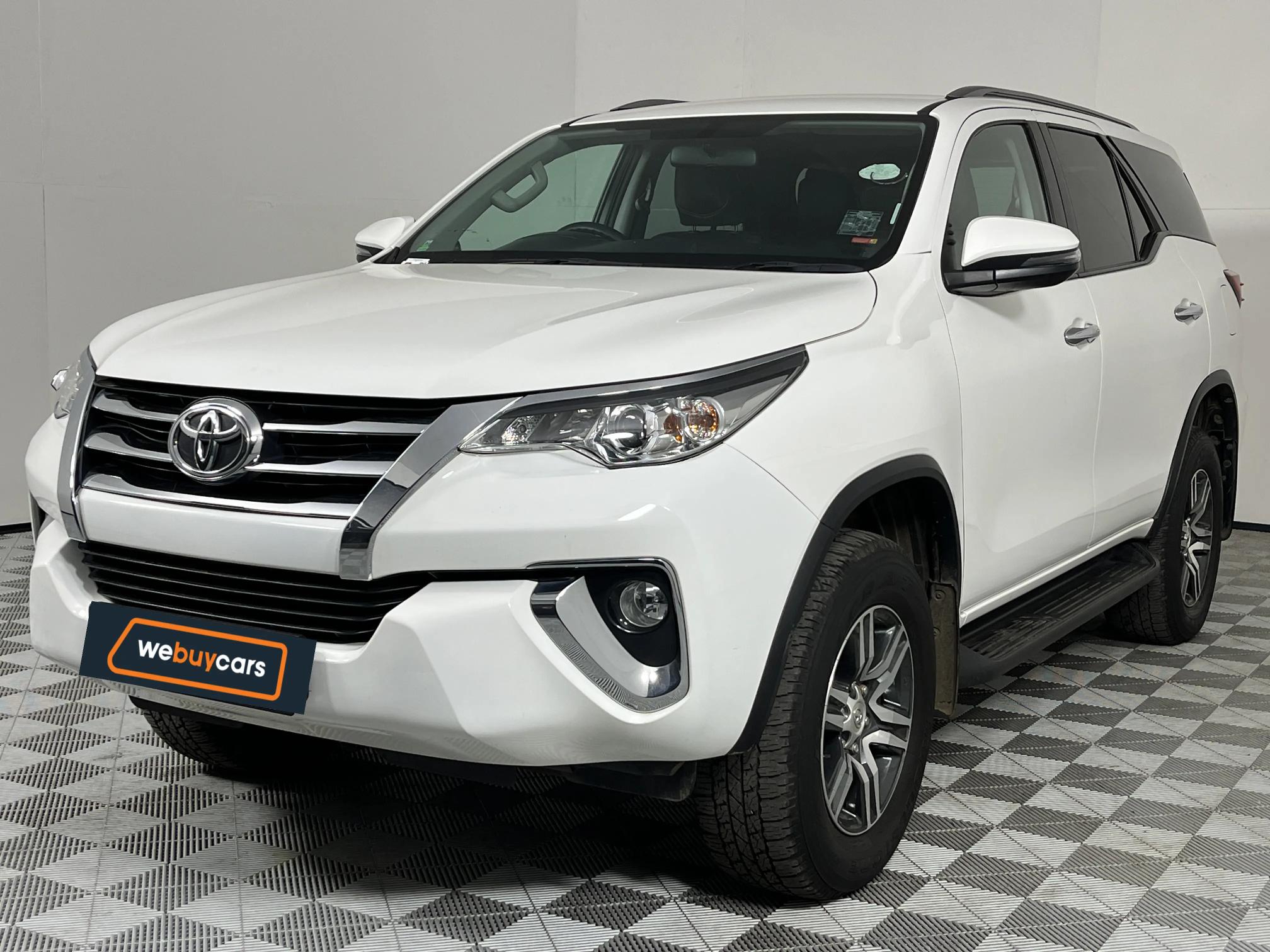 Toyota Fortuner IV 2.4 GD-6 Raised Body