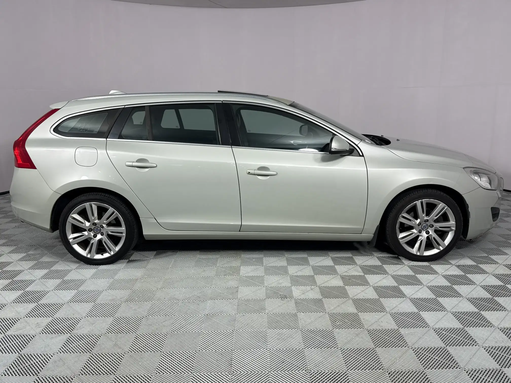Volvo V60
