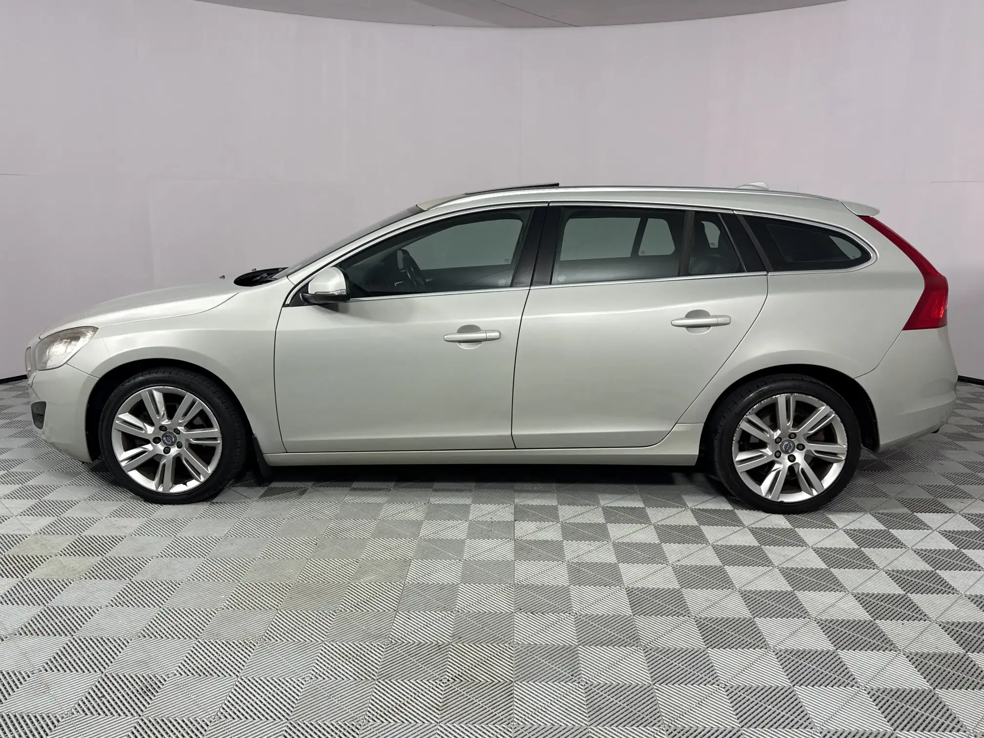 Volvo V60