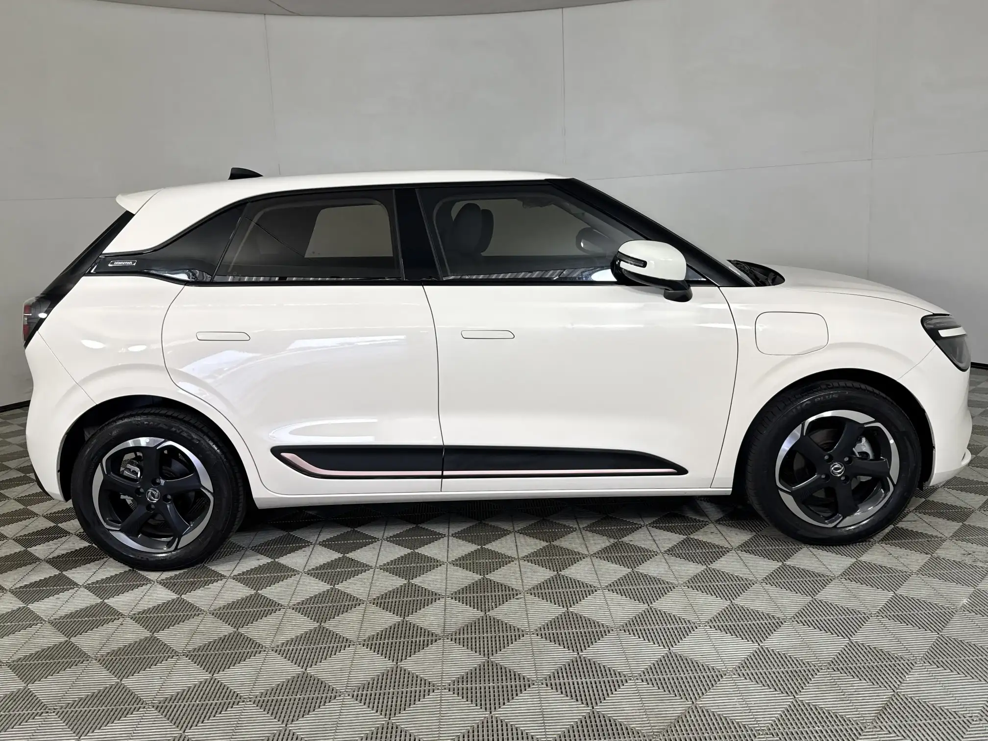 Dongfeng BOX