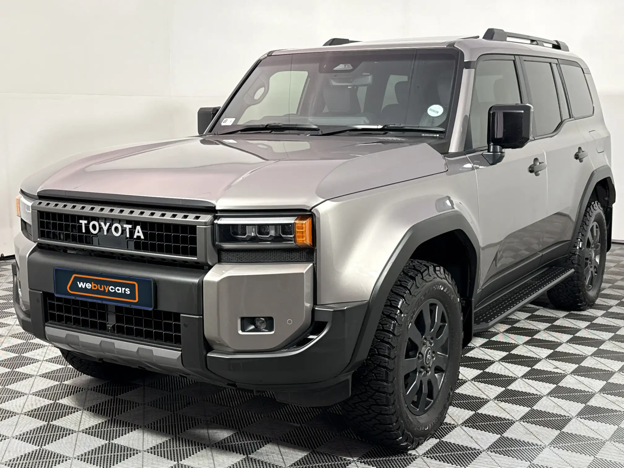 2025 Toyota Prado