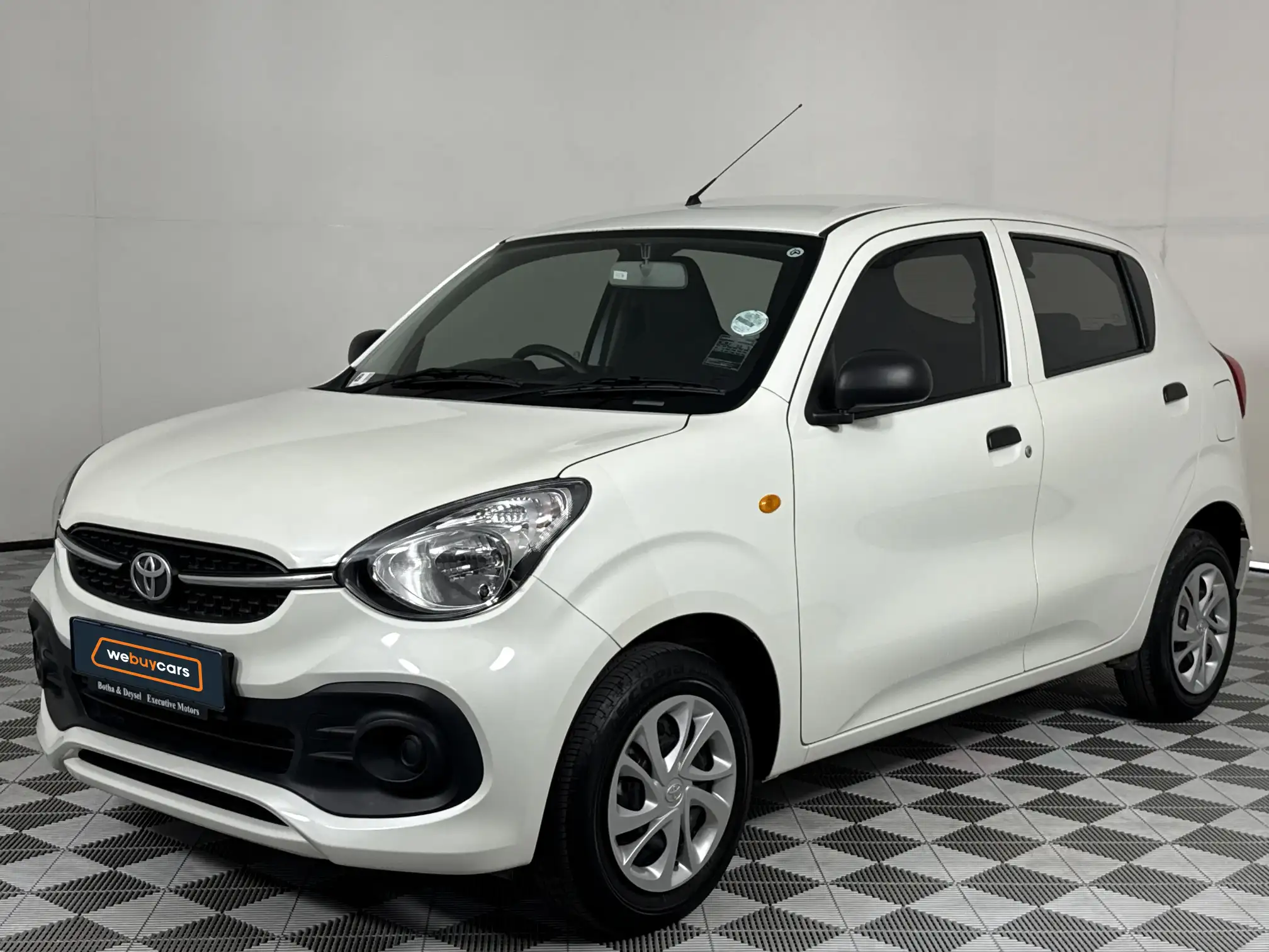 2024 Toyota Vitz