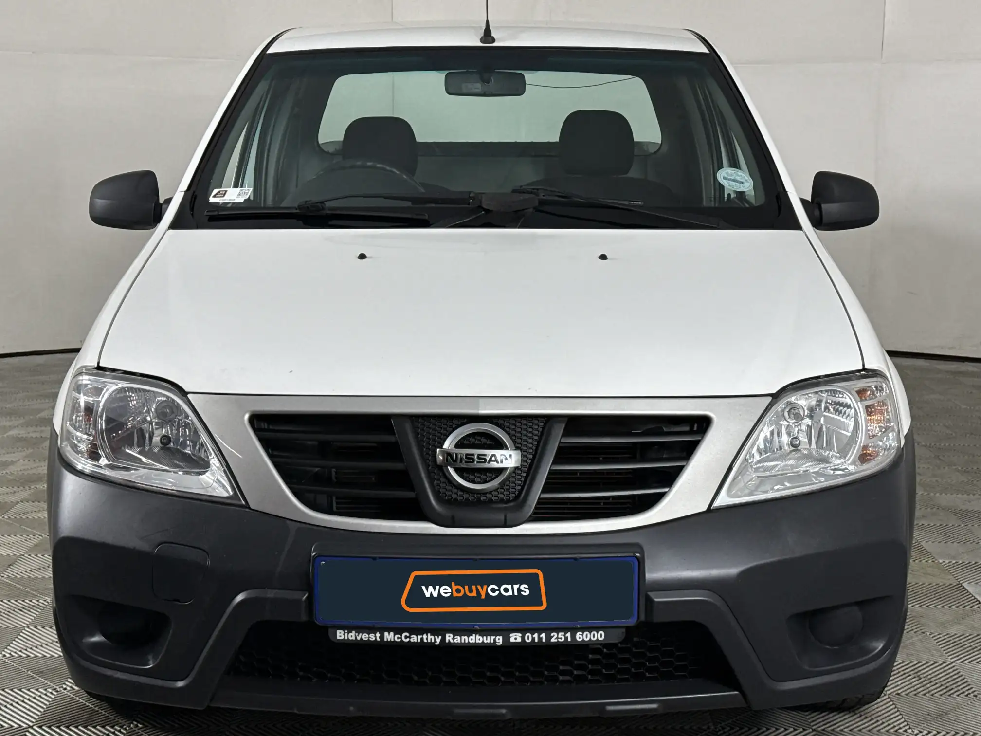 Nissan NP200