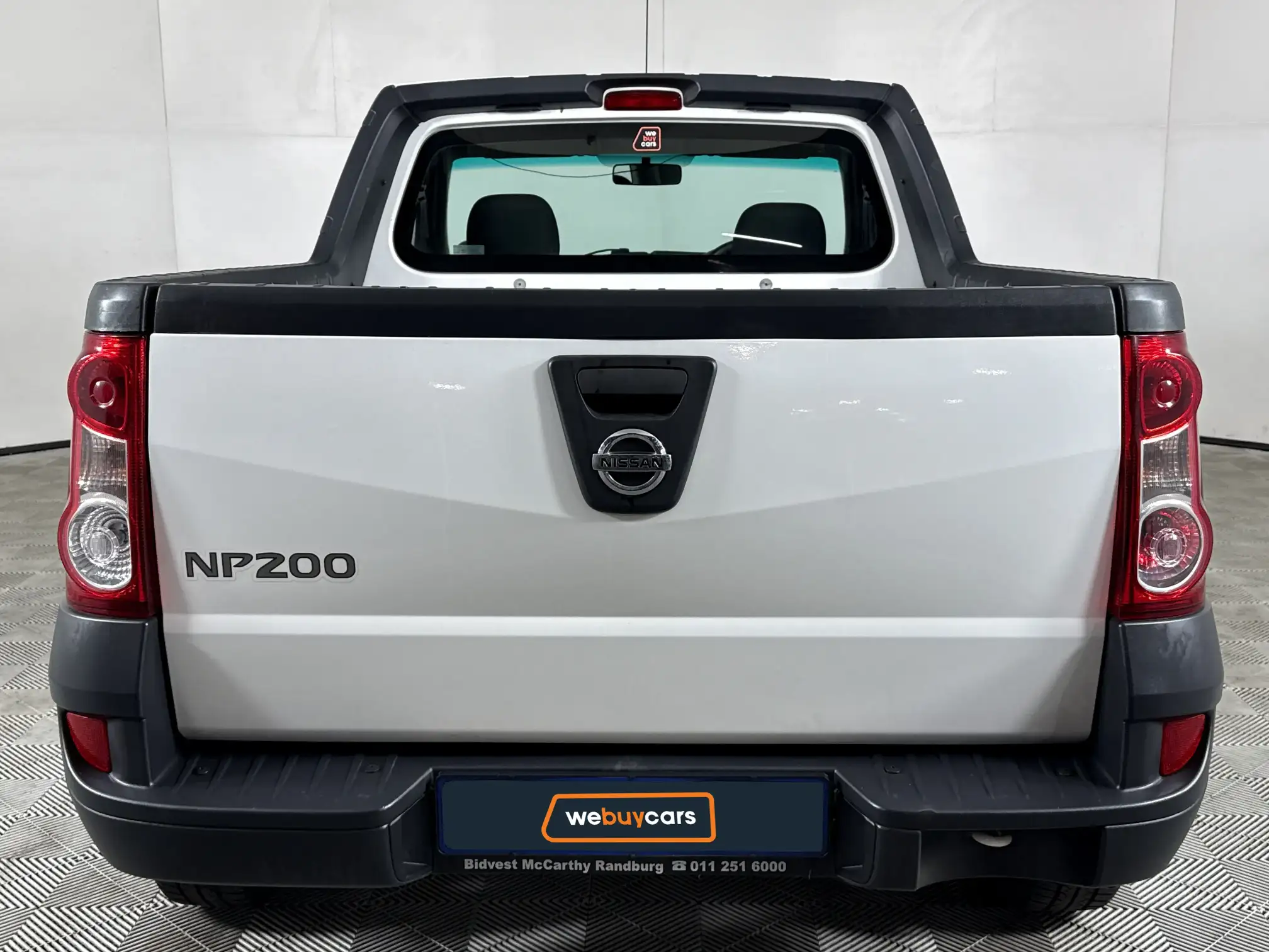 Nissan NP200