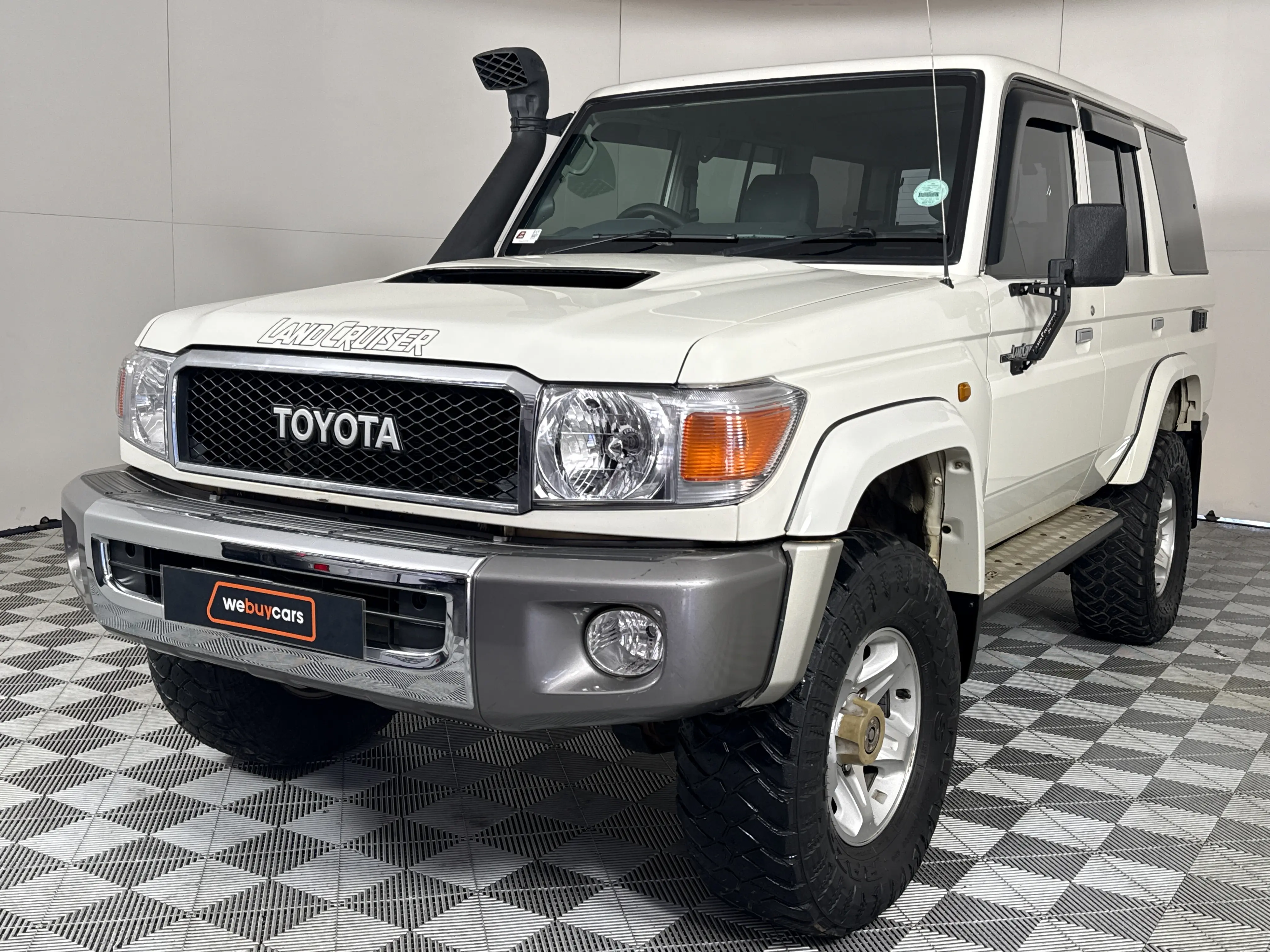 2020 Toyota Land Cruiser 70 Series 76 4.5d V8 Station Wagon