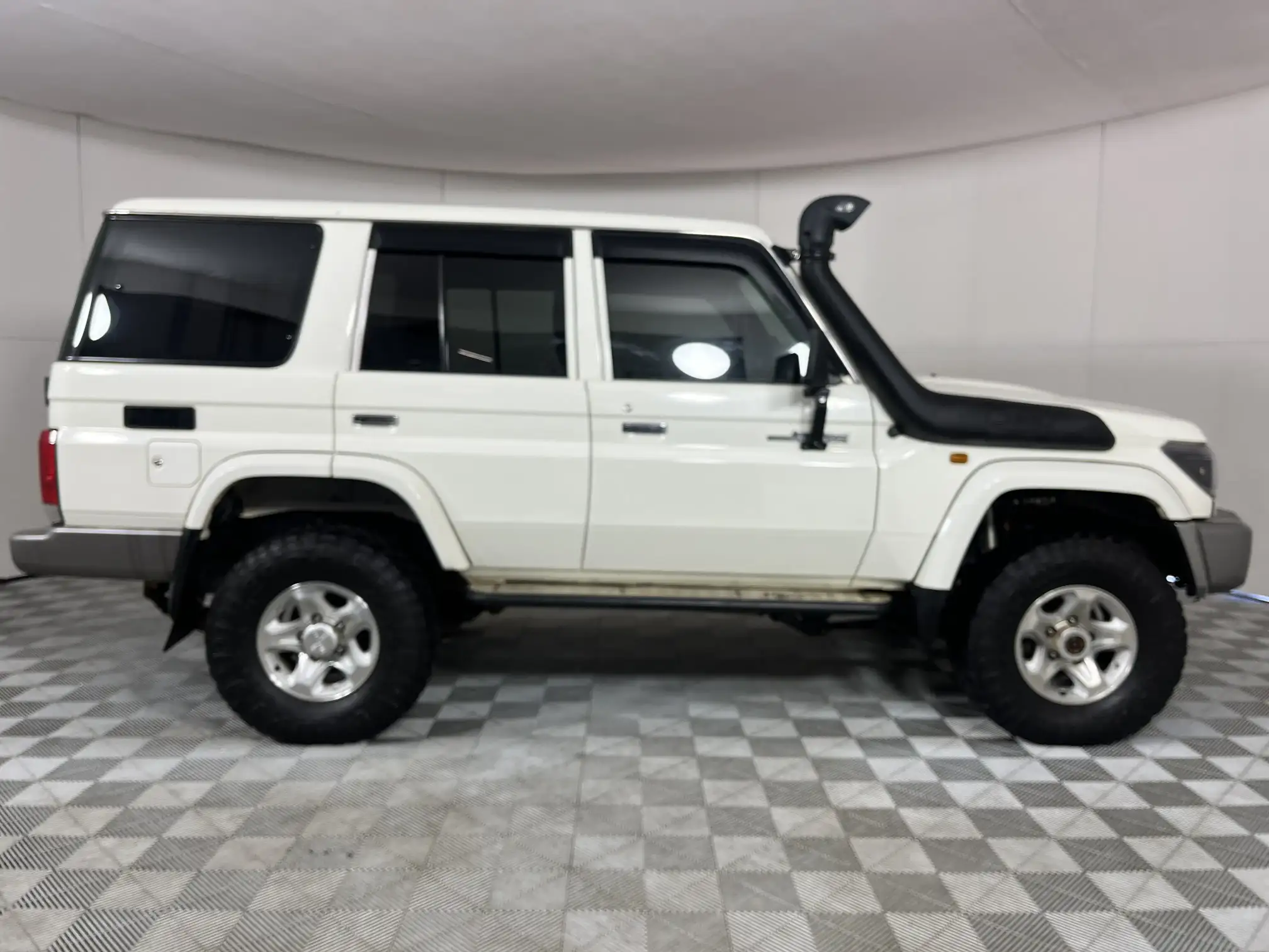 Toyota Land Cruiser 70 Series