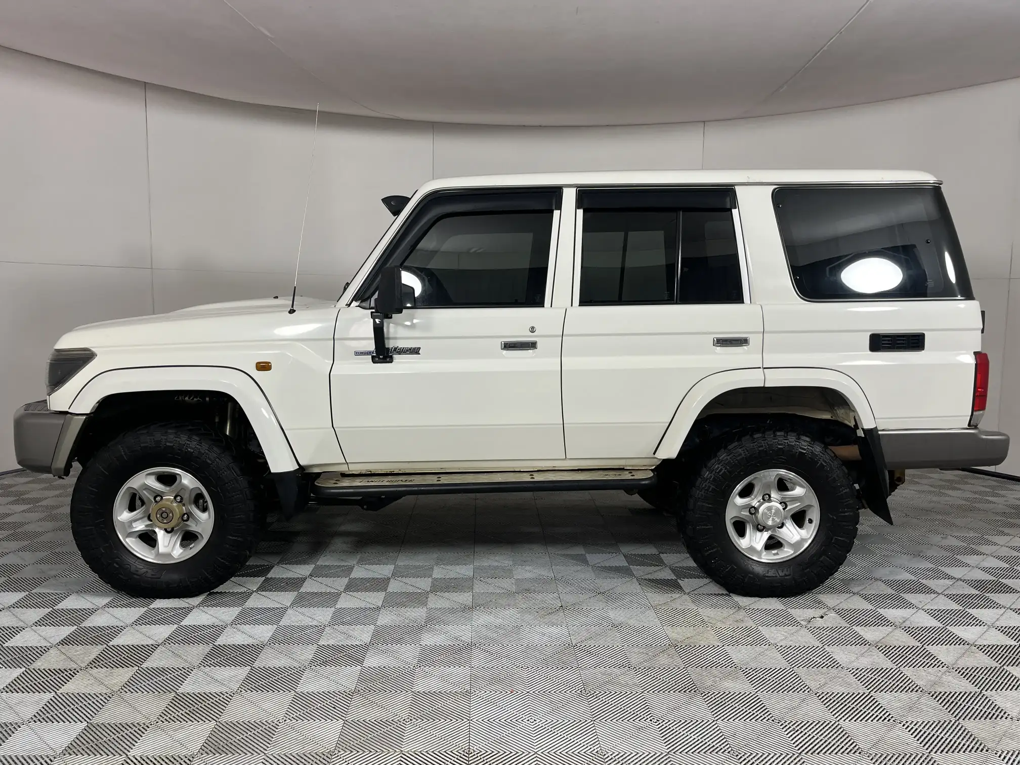 Toyota Land Cruiser 70 Series