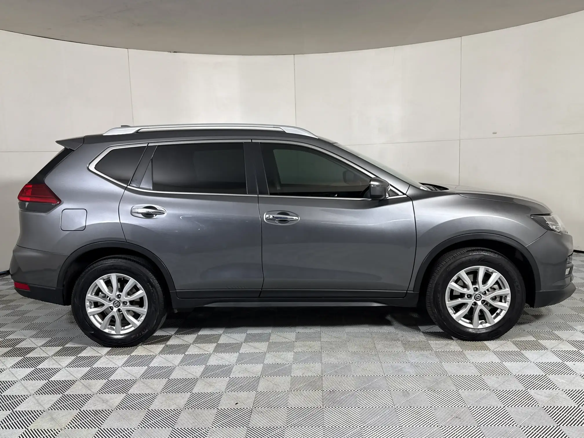 Nissan X Trail