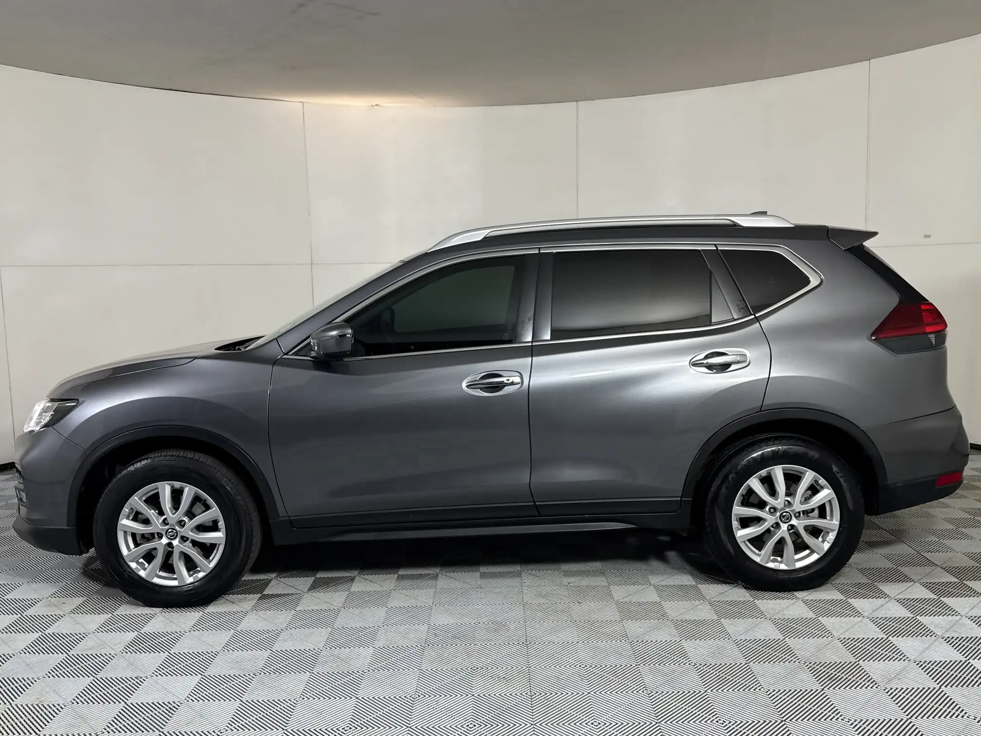 Nissan X Trail