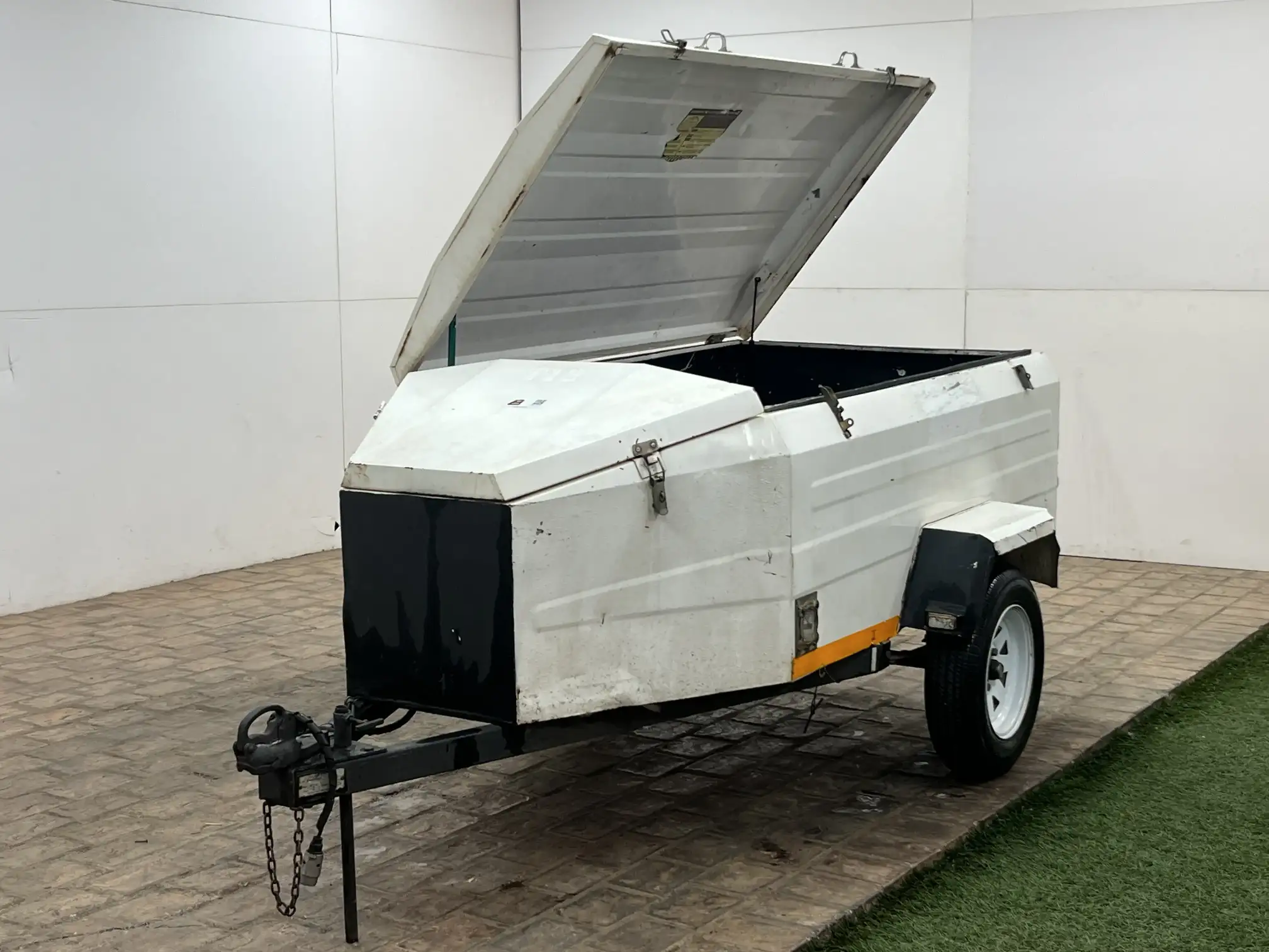 2011 Custom Box Body