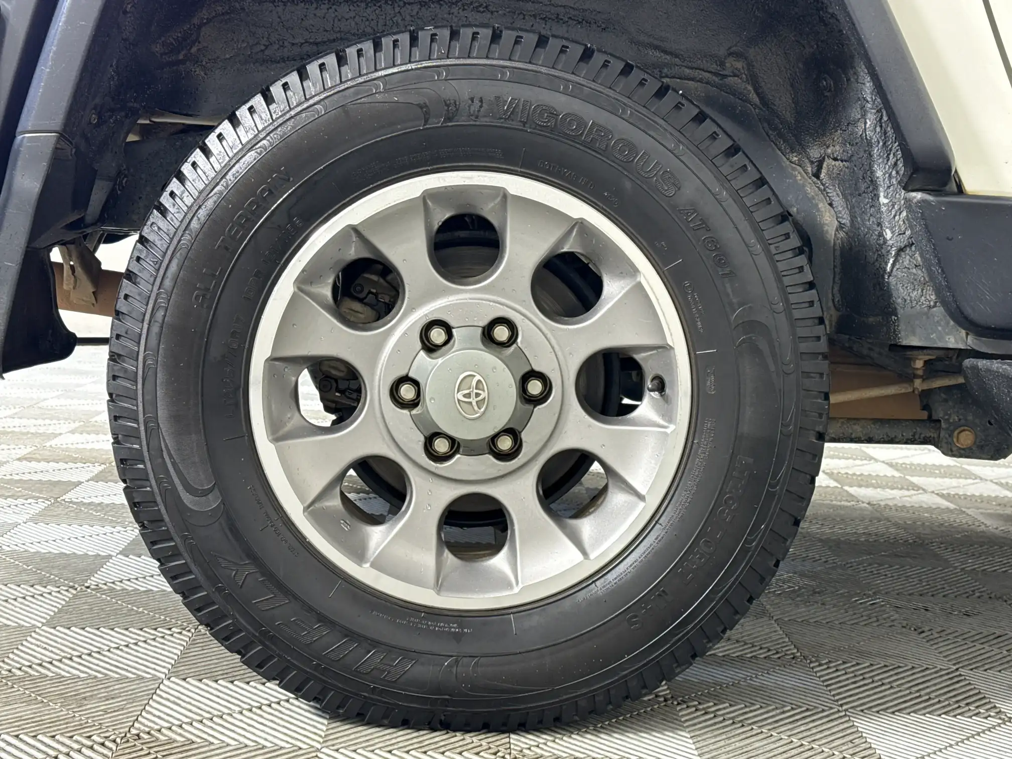 Toyota Land Cruiser