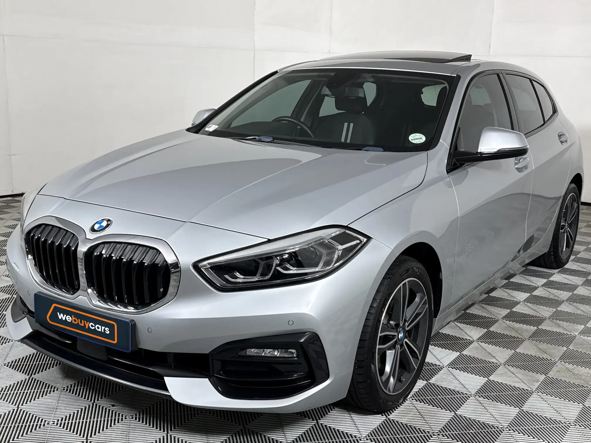 2021 BMW 1 Series (f40)