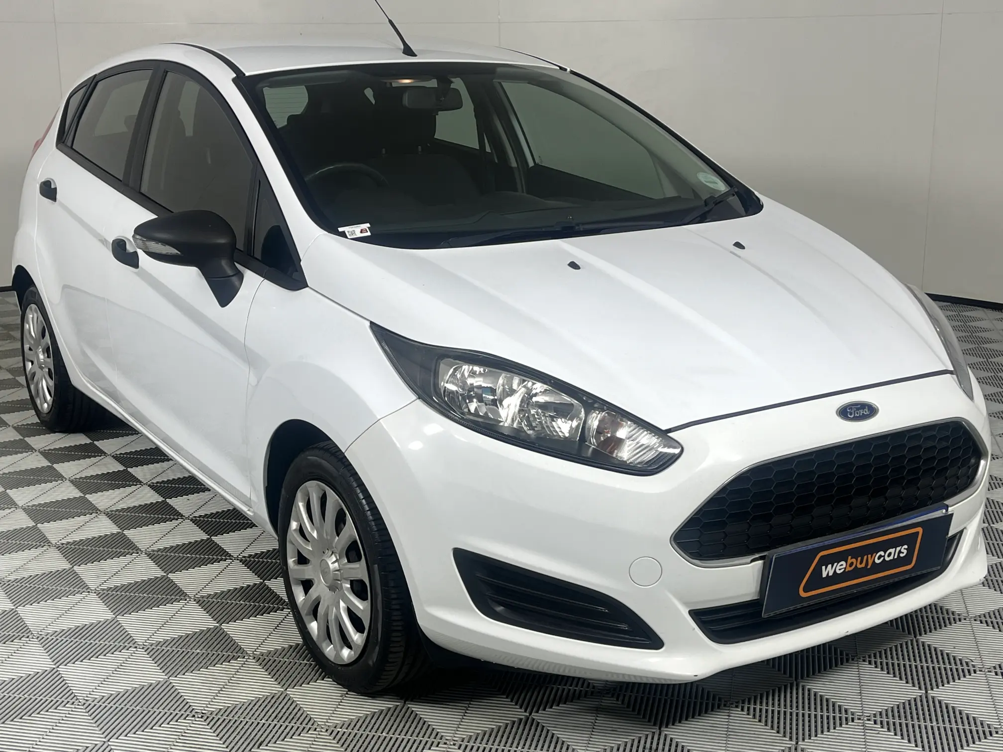 Used 2017 Ford Fiesta 1.0 EcoBoost Ambiente 5-Door for sale | WeBuyCars