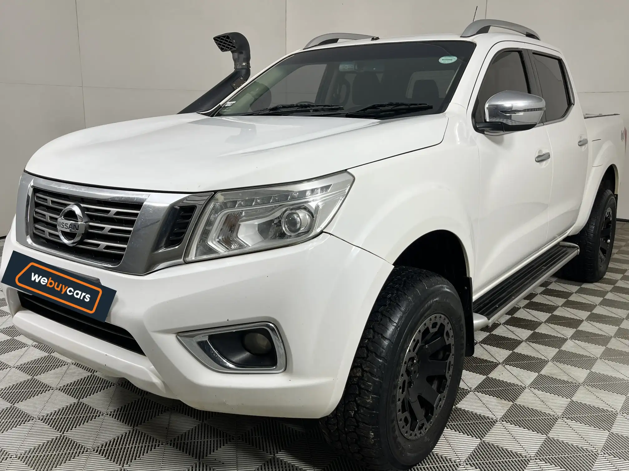 2018 Nissan Navara 2.3d LE 4x4 Auto Pick Up Double Cab at Polokwane (L) for sale R228900