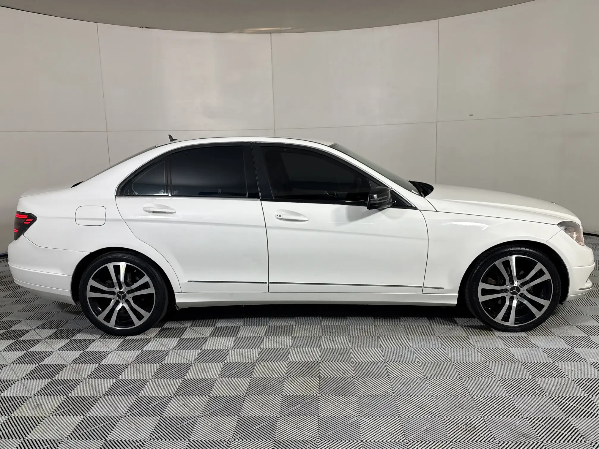 Mercedes-Benz C Class Sedan