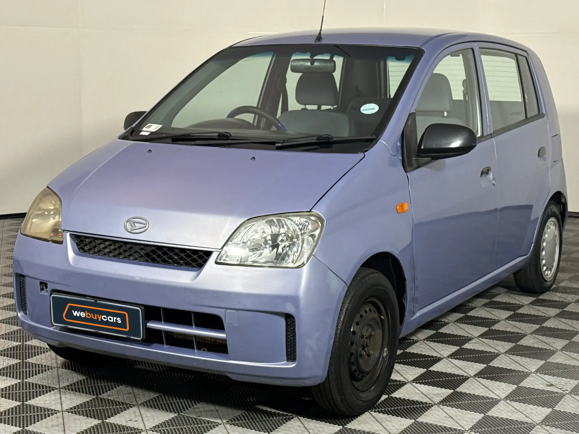 2004 Daihatsu Charade
