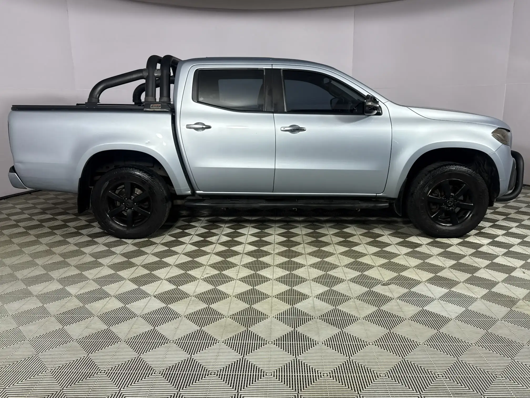 Mercedes-Benz X-Class