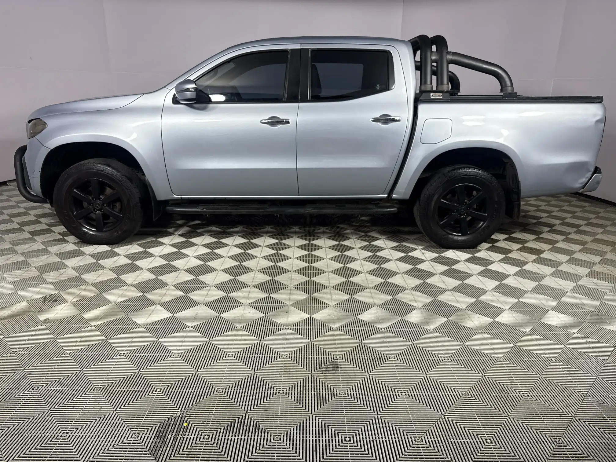 Mercedes-Benz X-Class