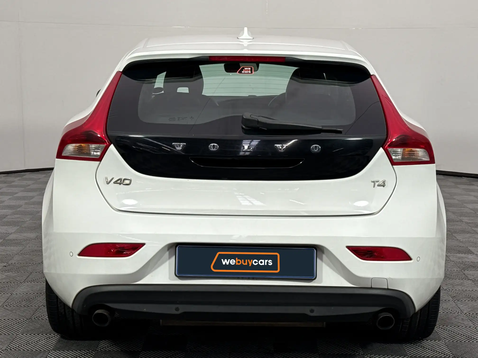 Volvo V40