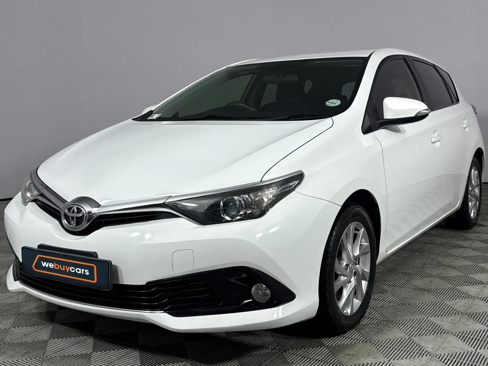 2016 Toyota Auris