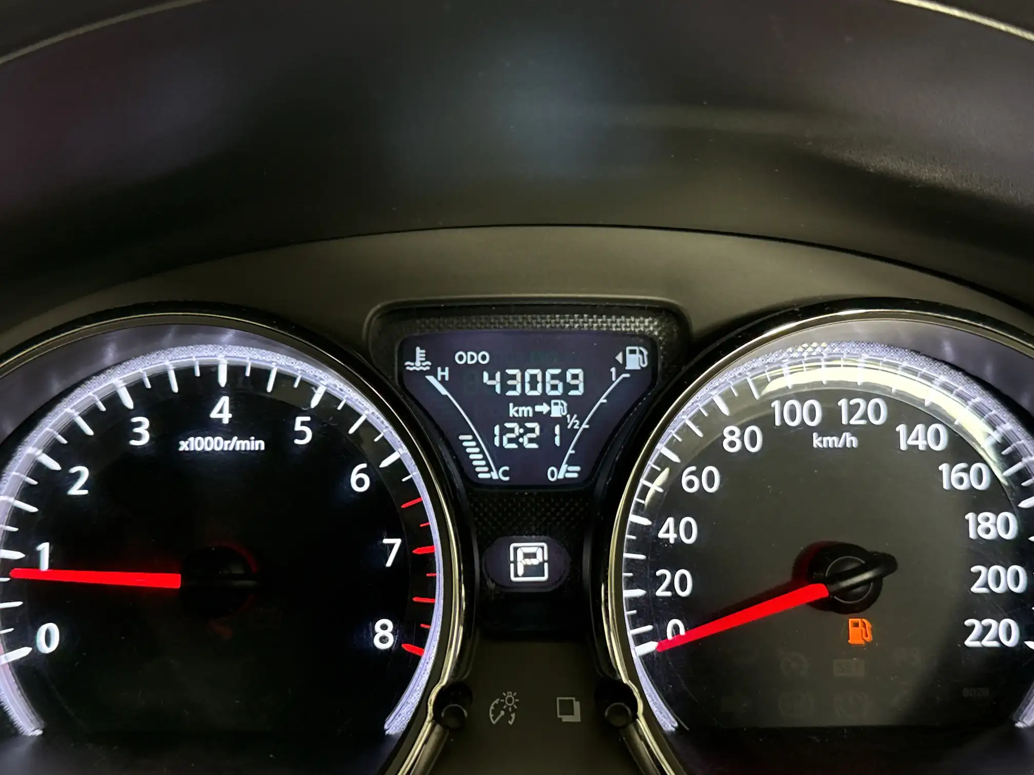 Nissan Almera