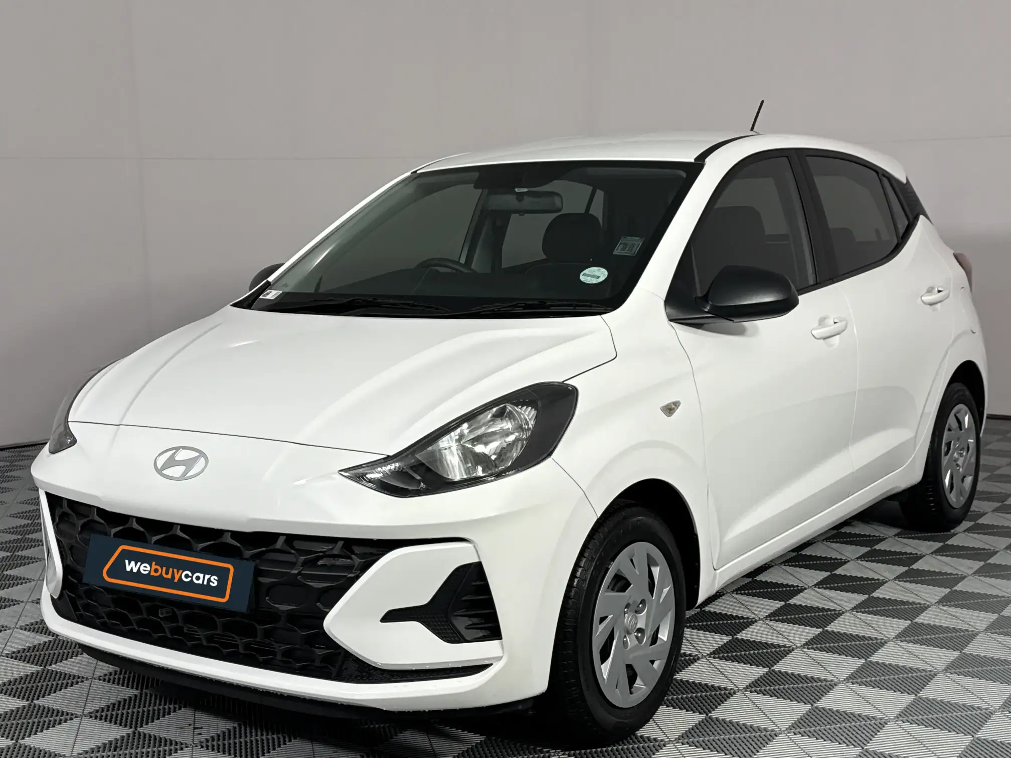 2025 Hyundai i10