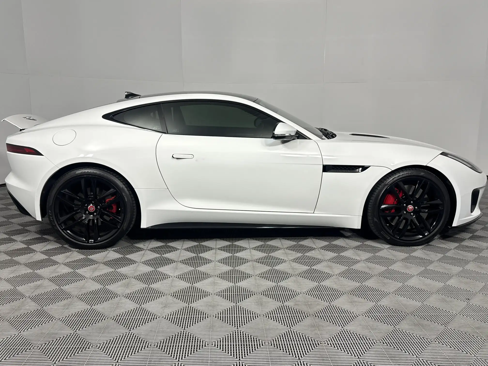 Jaguar F-Type