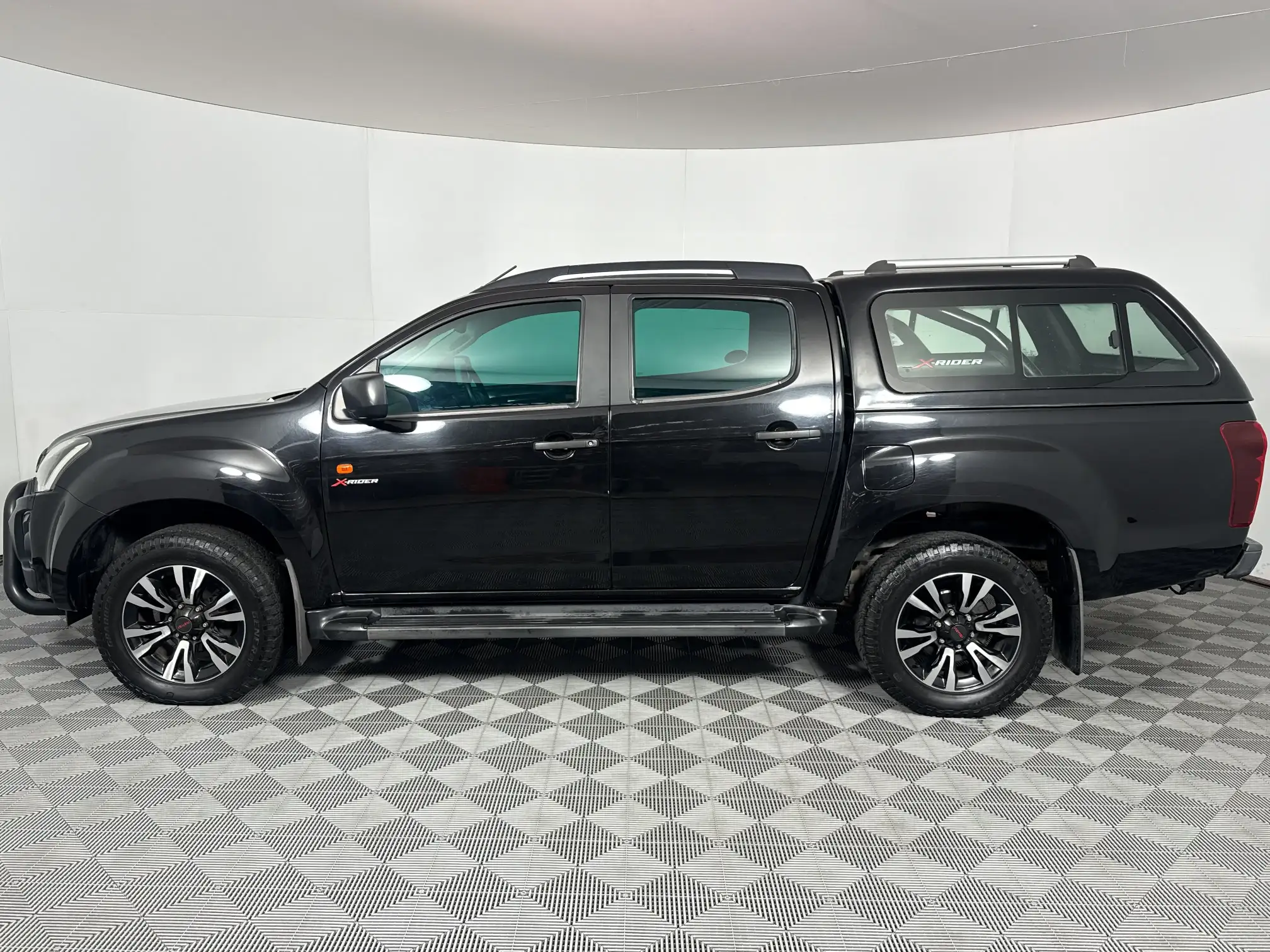 Isuzu D-MAX