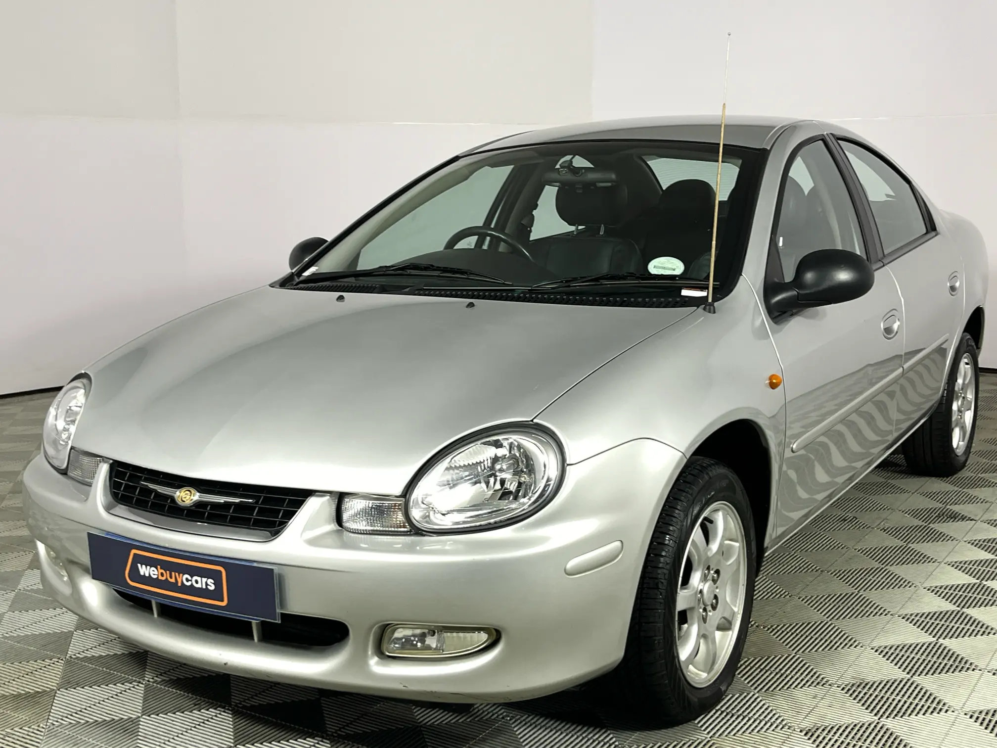 2004 Chrysler Neon 2.0 LX Auto