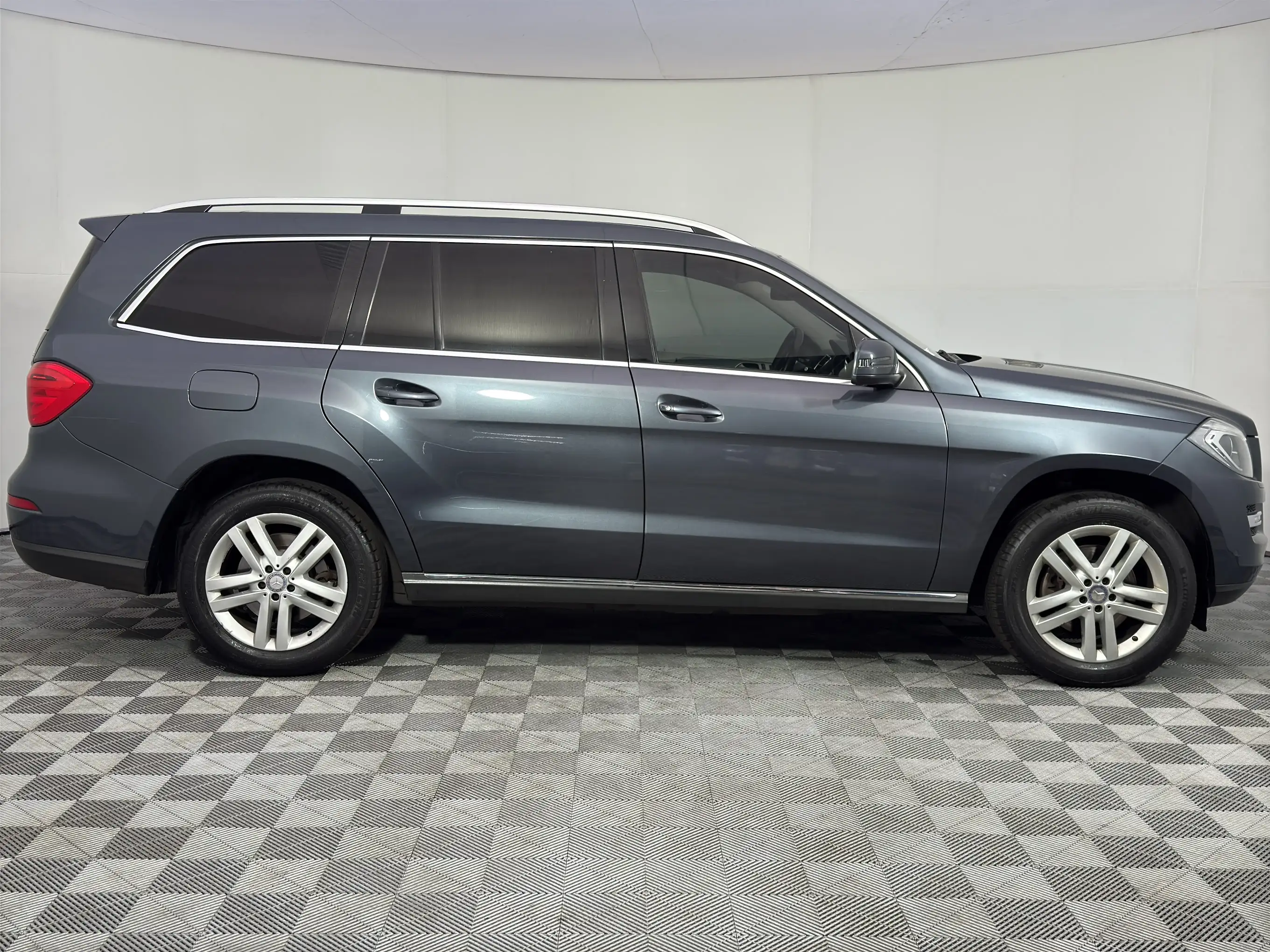 Mercedes-Benz GL Class