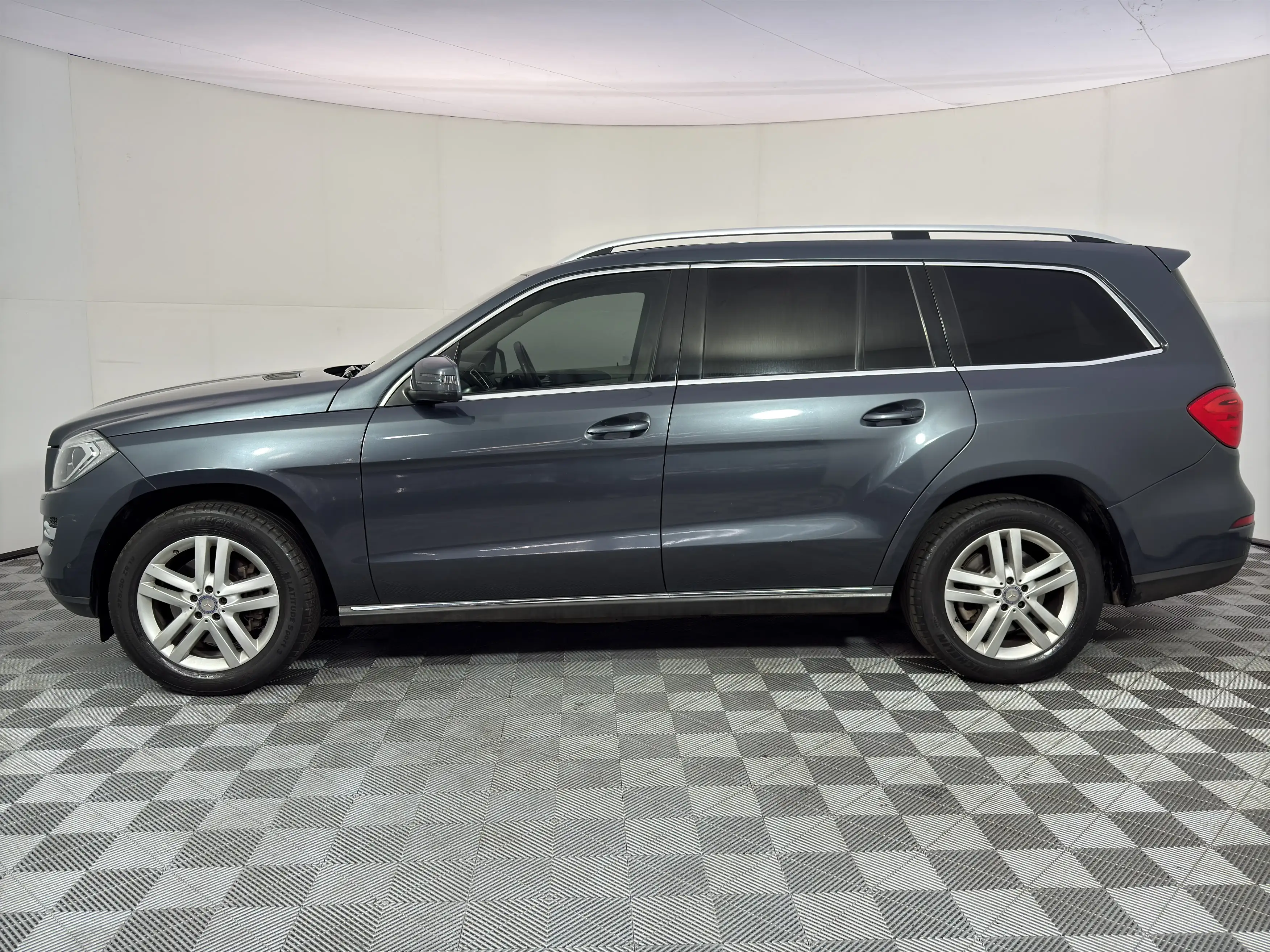 Mercedes-Benz GL Class