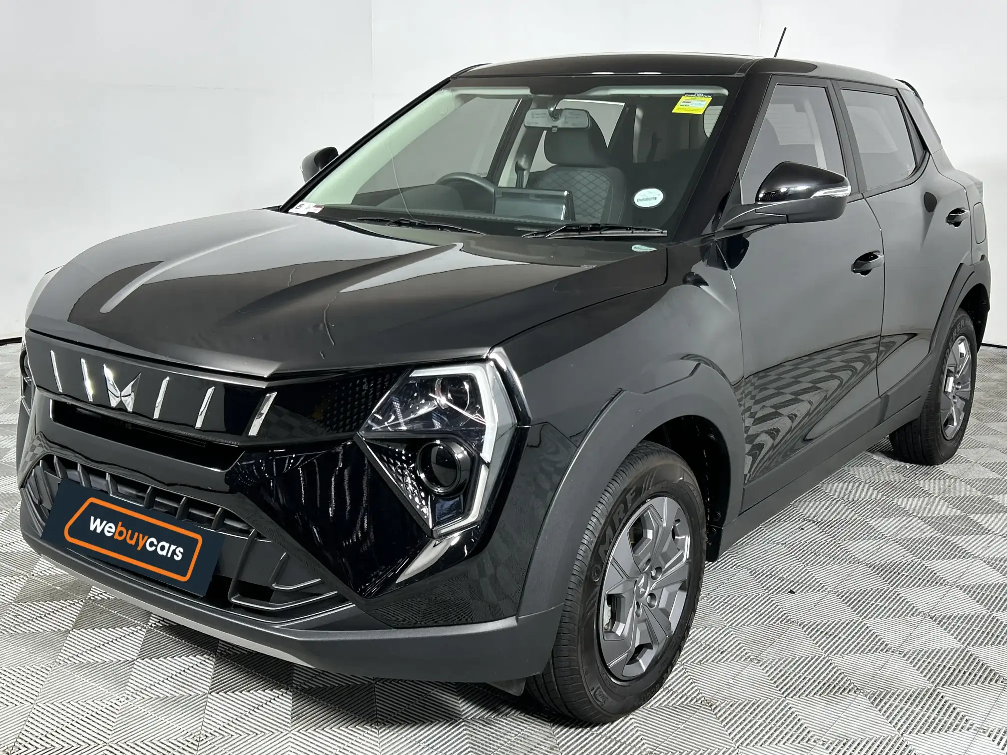 2025 Mahindra Xuv3xo