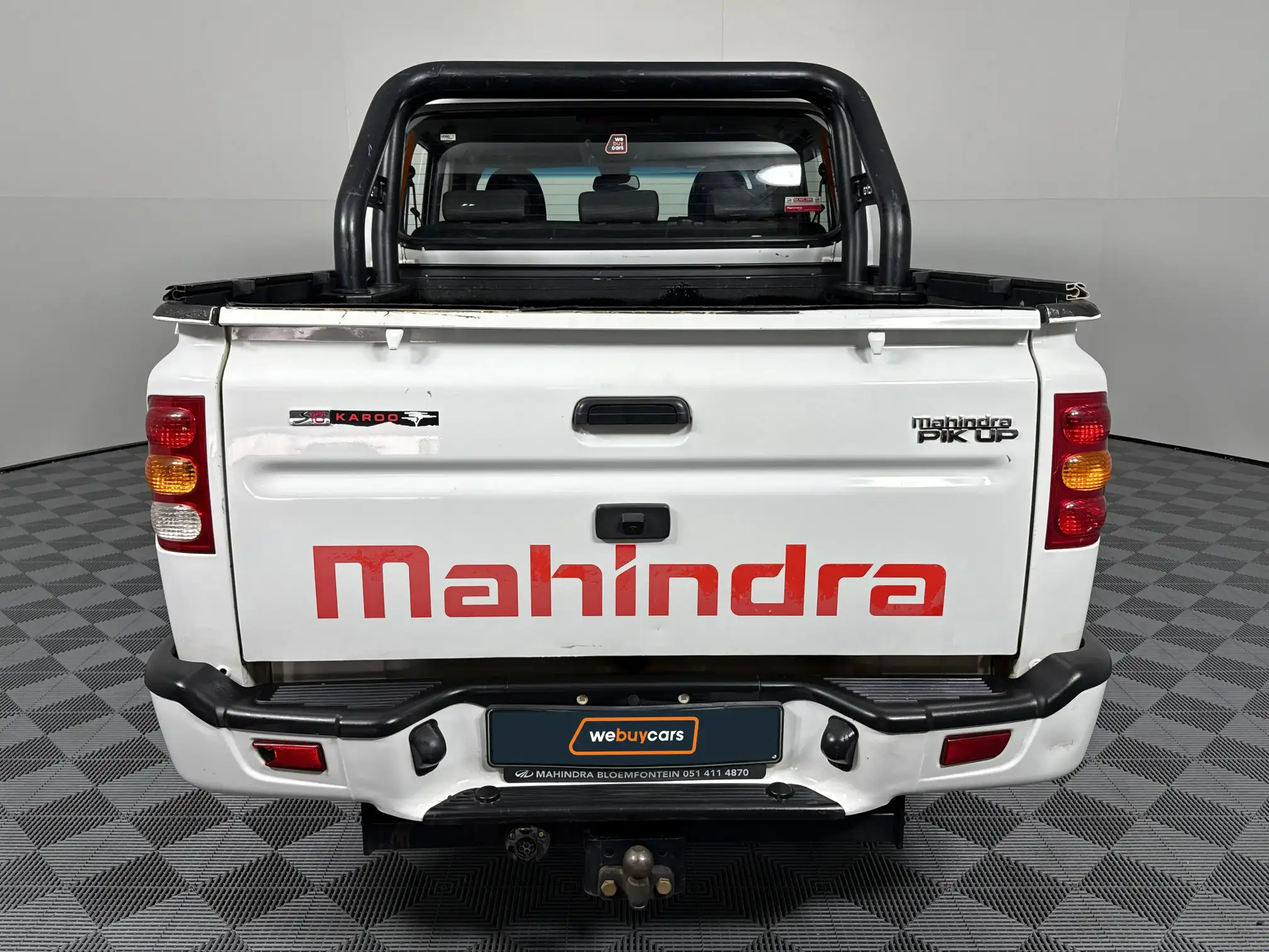 Mahindra PIK UP