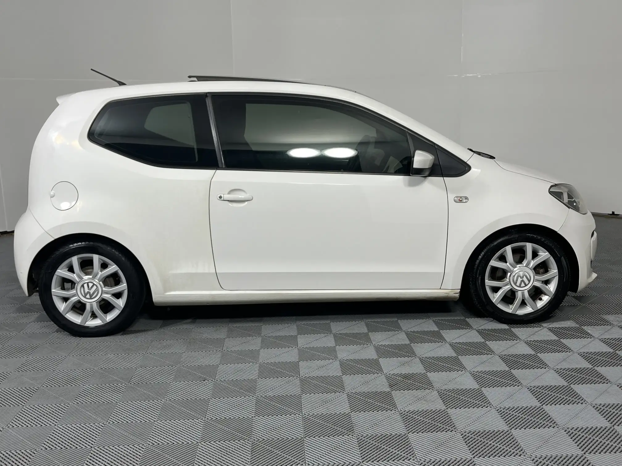 Volkswagen UP
