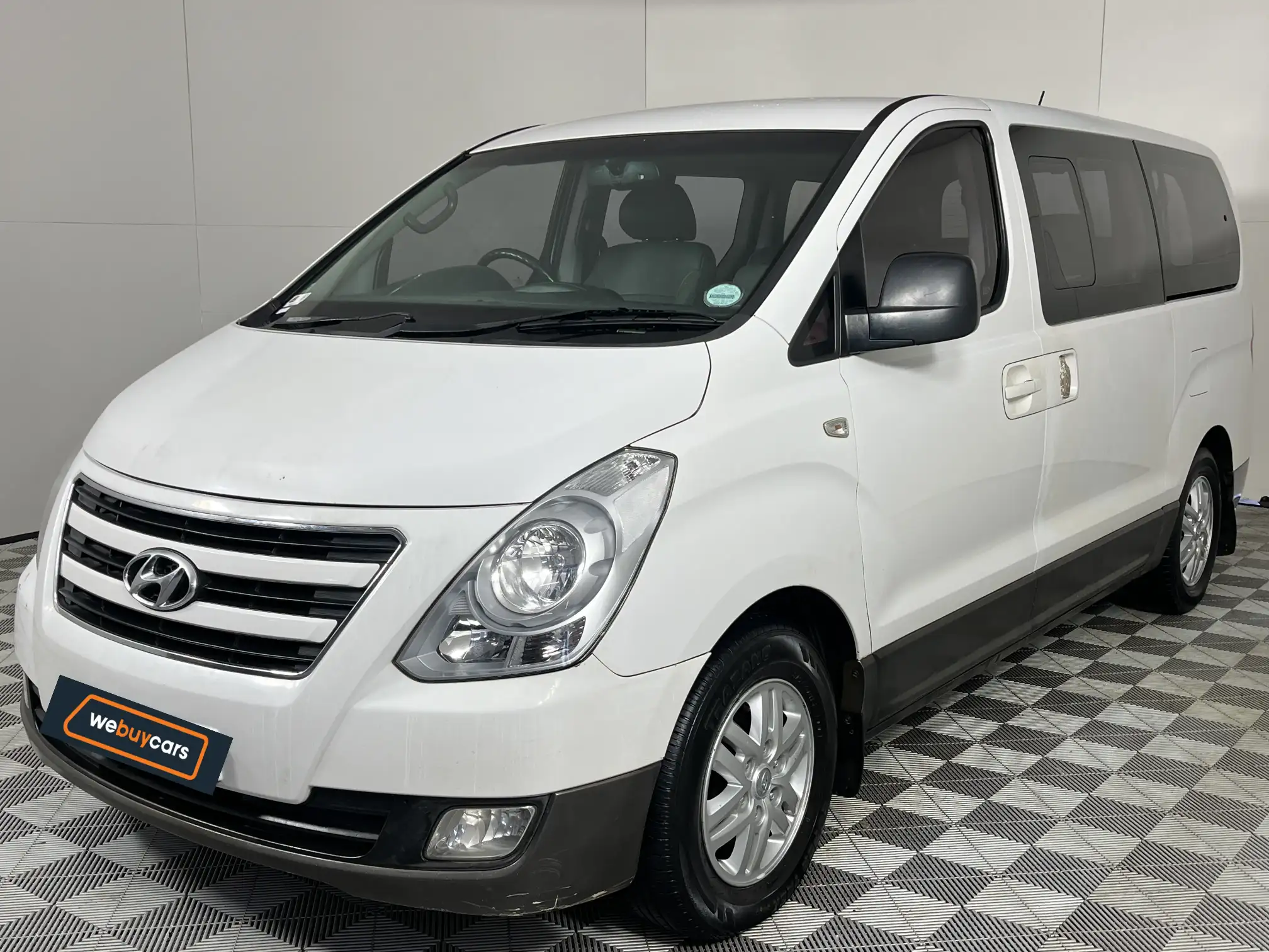 Hyundai H-1