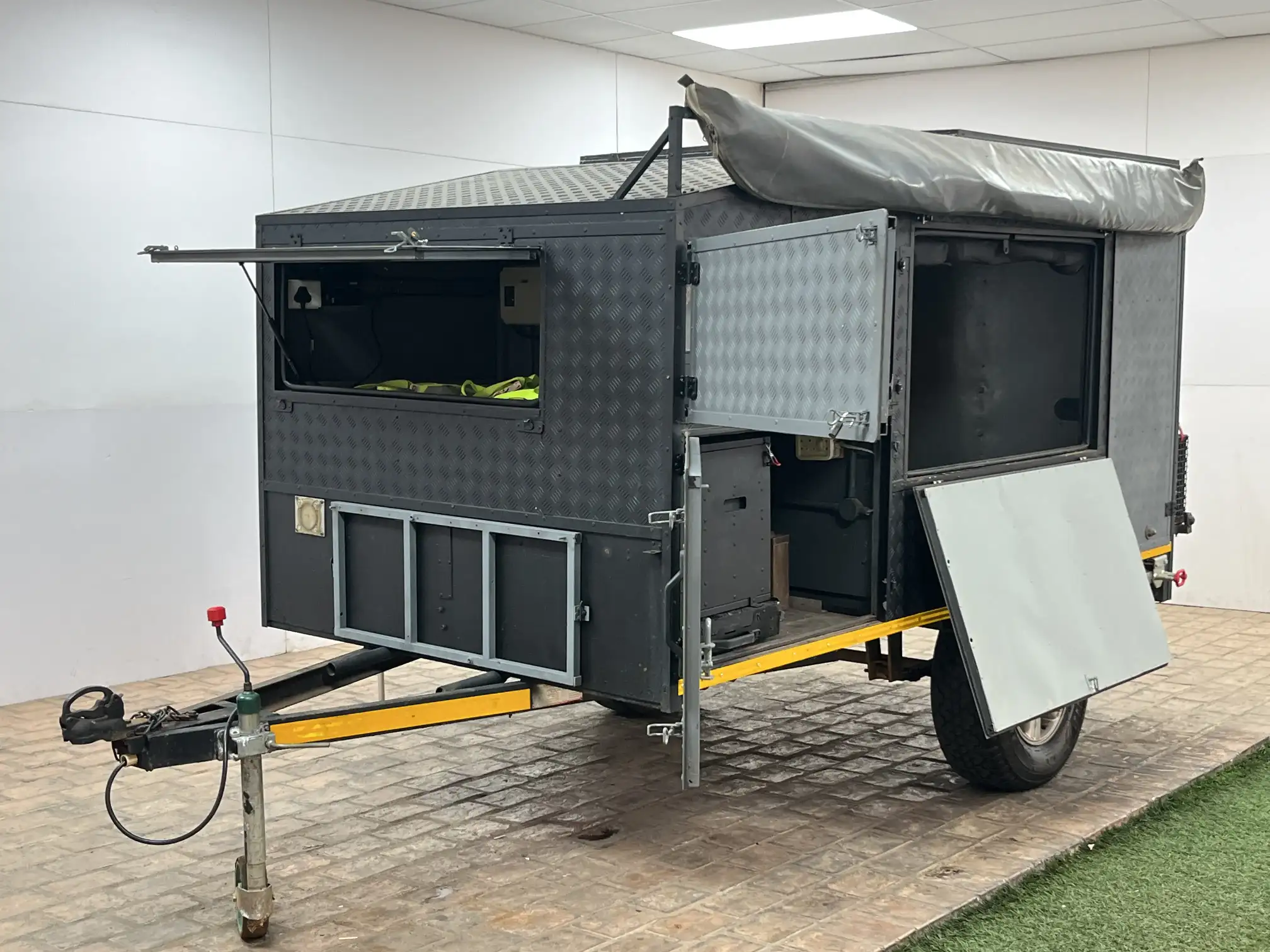 2001 Custom Camping